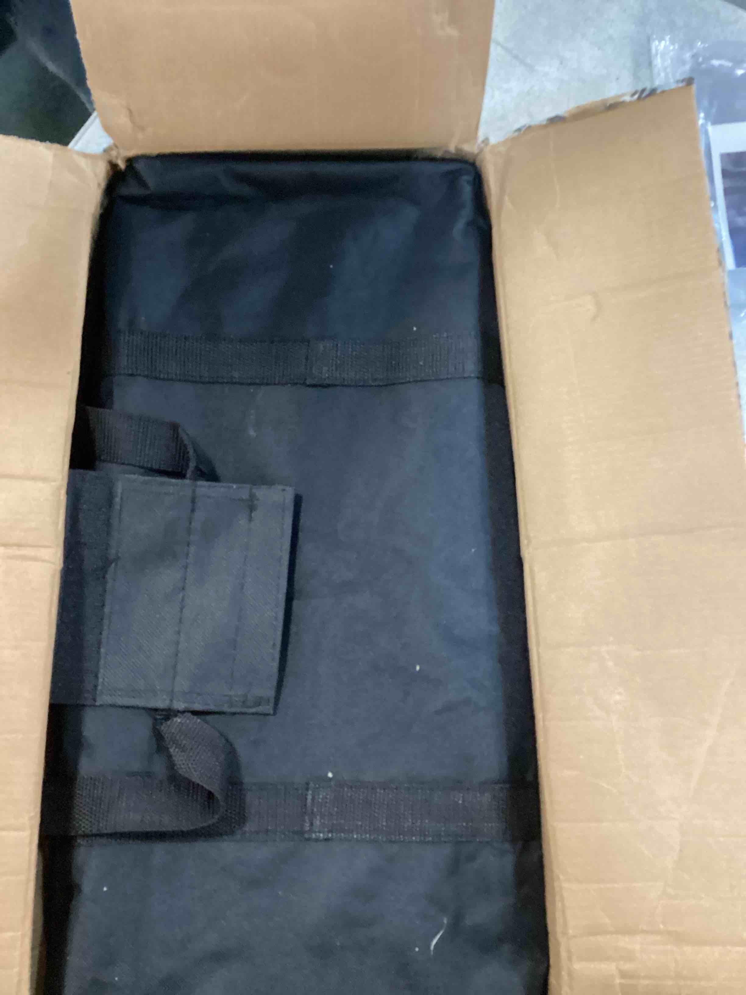 https://s3.amazonaws.com/lotting-images-prod/bidfta/PPE0556868_1730480420711.jpeg