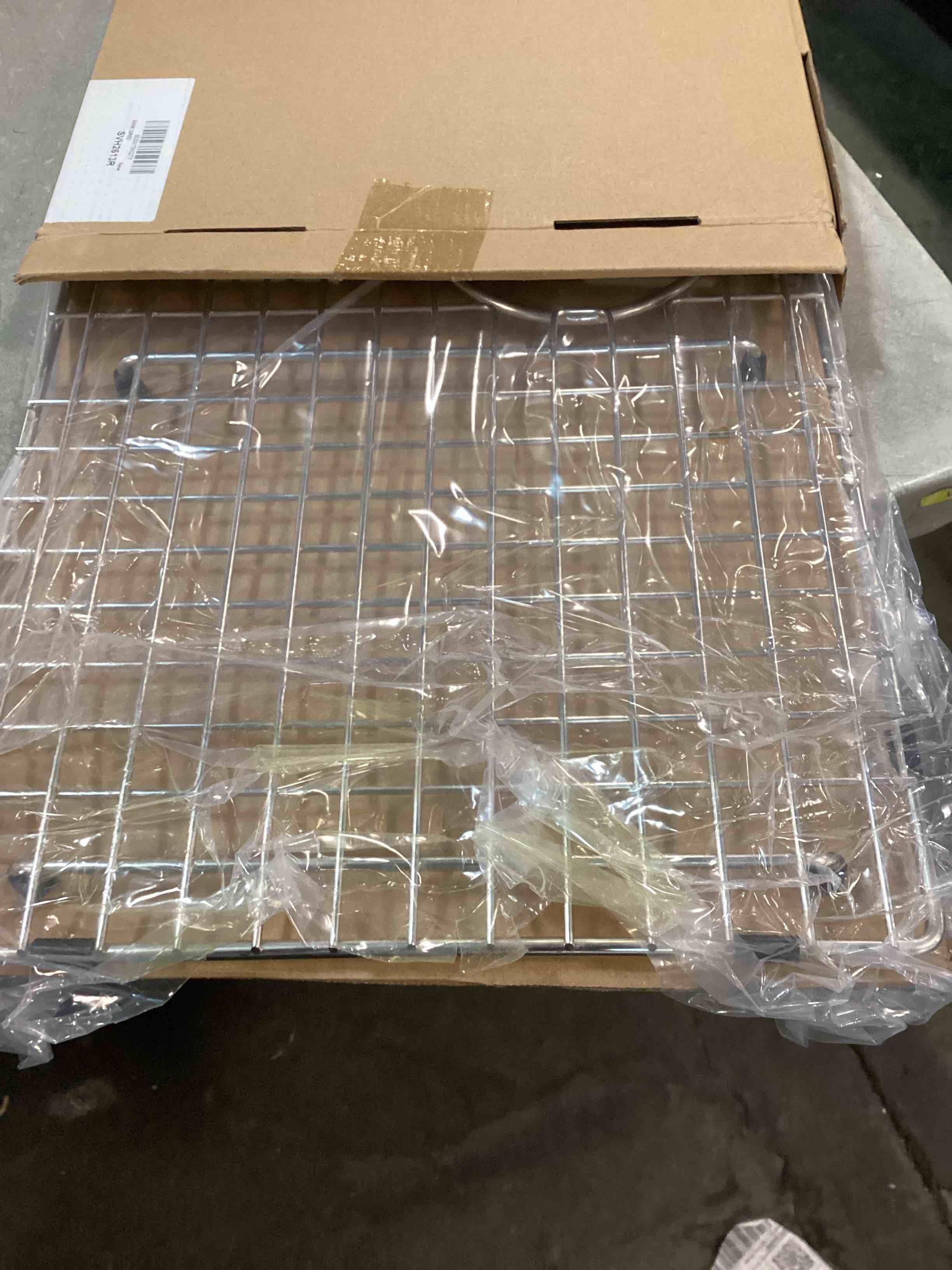https://s3.amazonaws.com/lotting-images-prod/bidfta/PPE0557138_1730403017651.jpeg