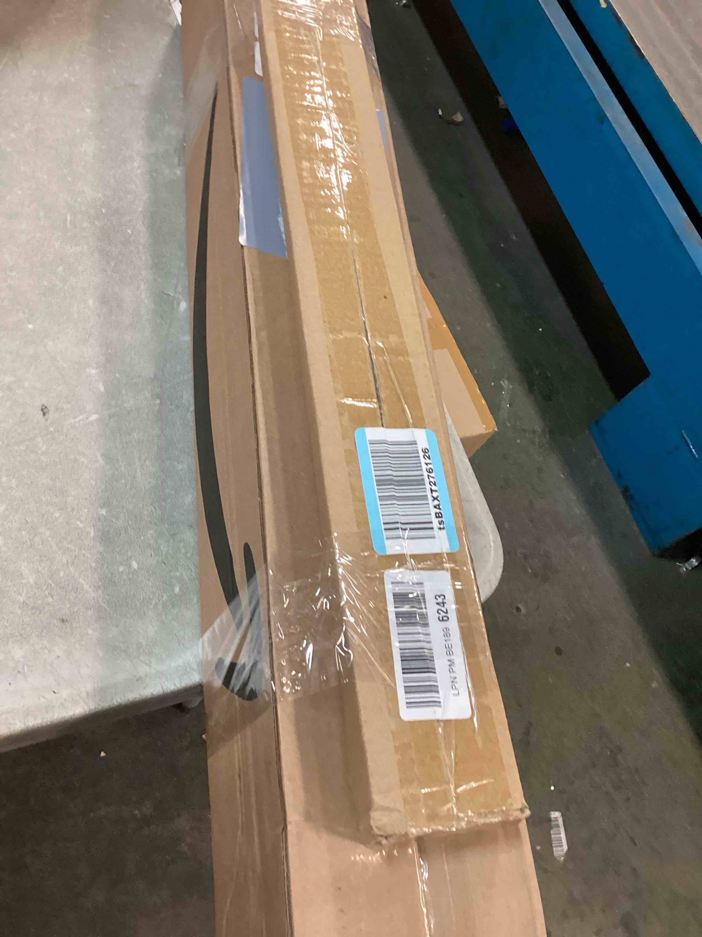 https://s3.amazonaws.com/lotting-images-prod/bidfta/PPE0557240_1730387563285.jpeg