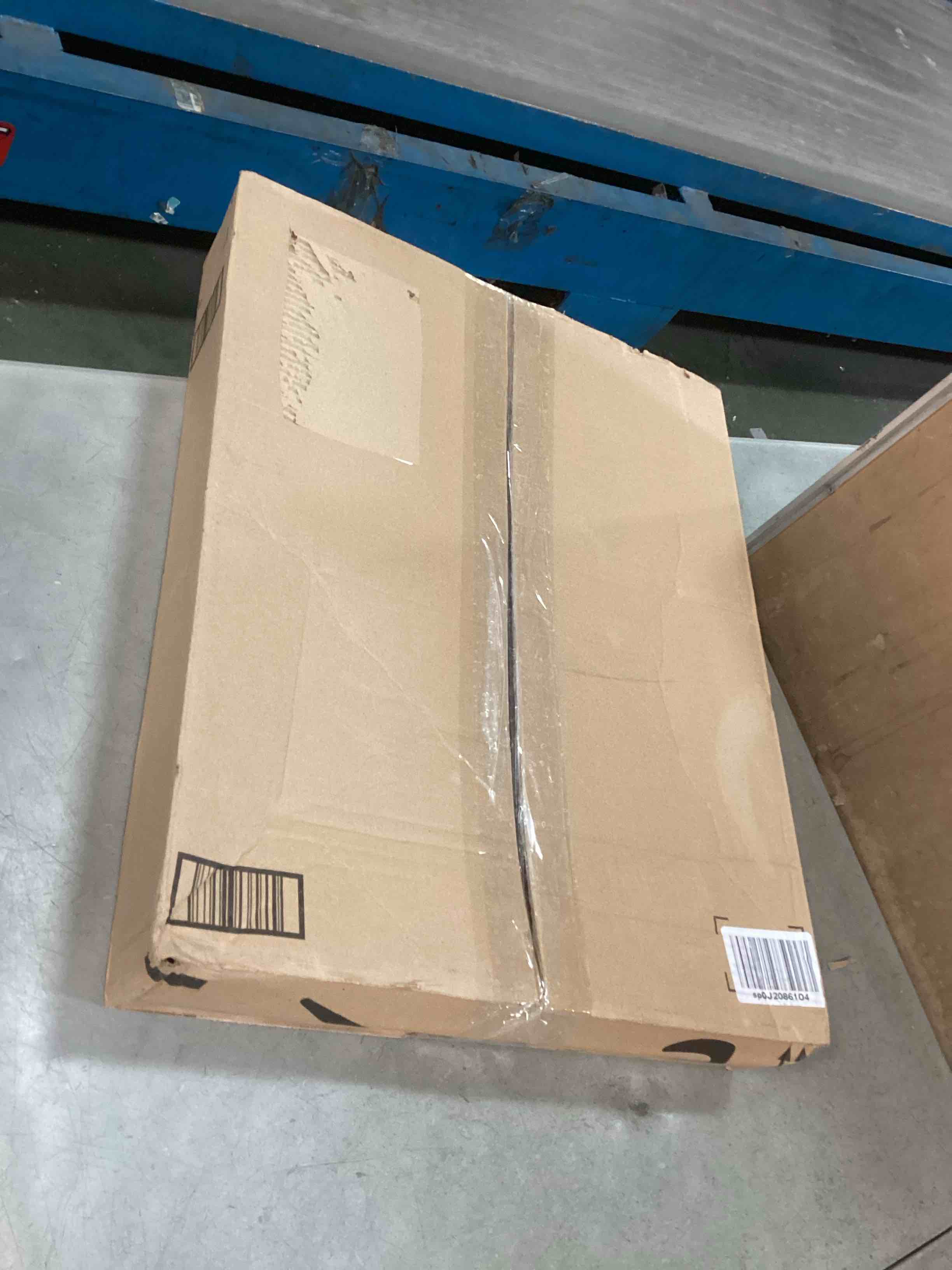 https://s3.amazonaws.com/lotting-images-prod/bidfta/PPE0558185_1730854187981.jpeg