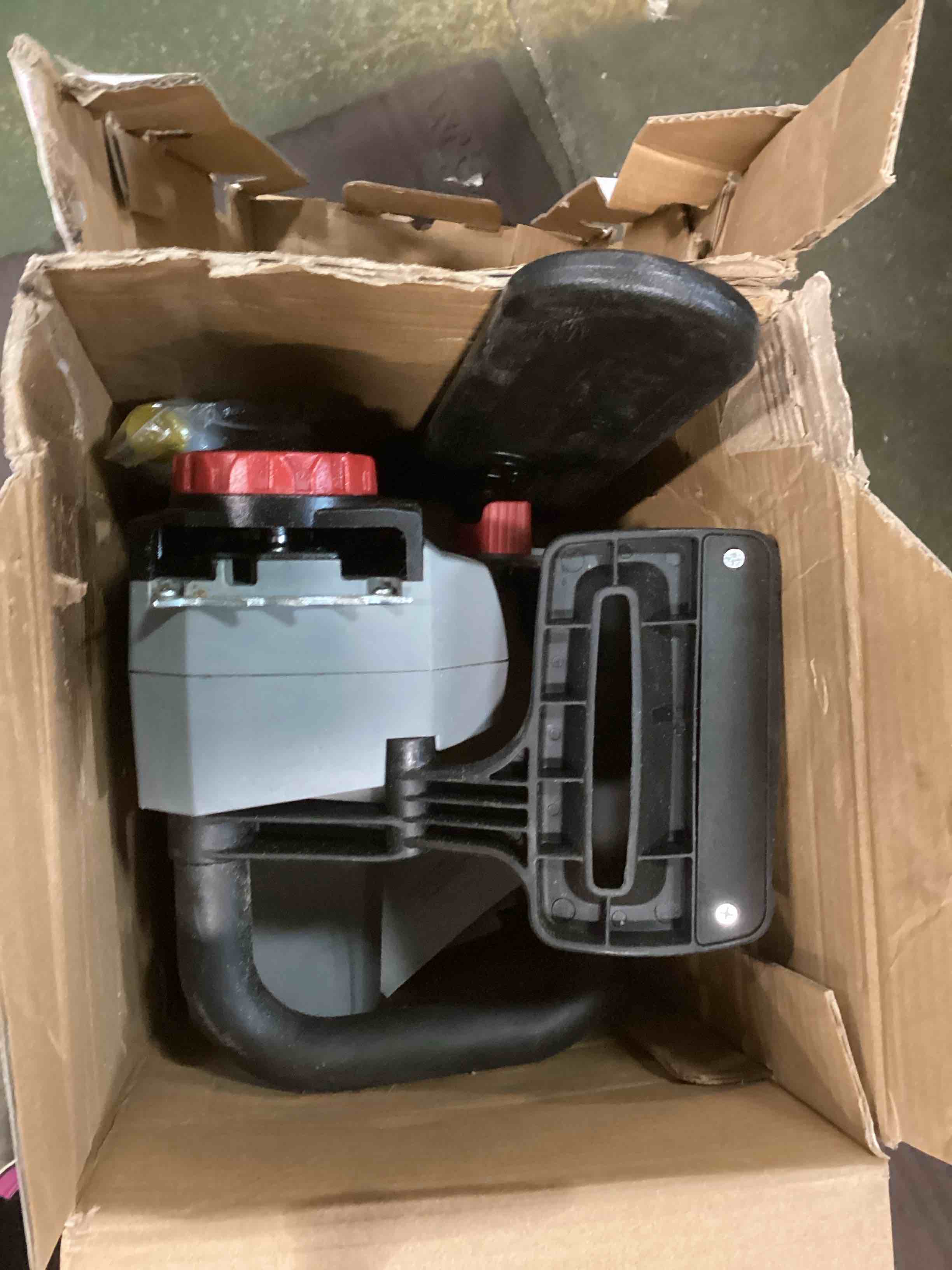 https://s3.amazonaws.com/lotting-images-prod/bidfta/PPE0558206_1730850373089.jpeg