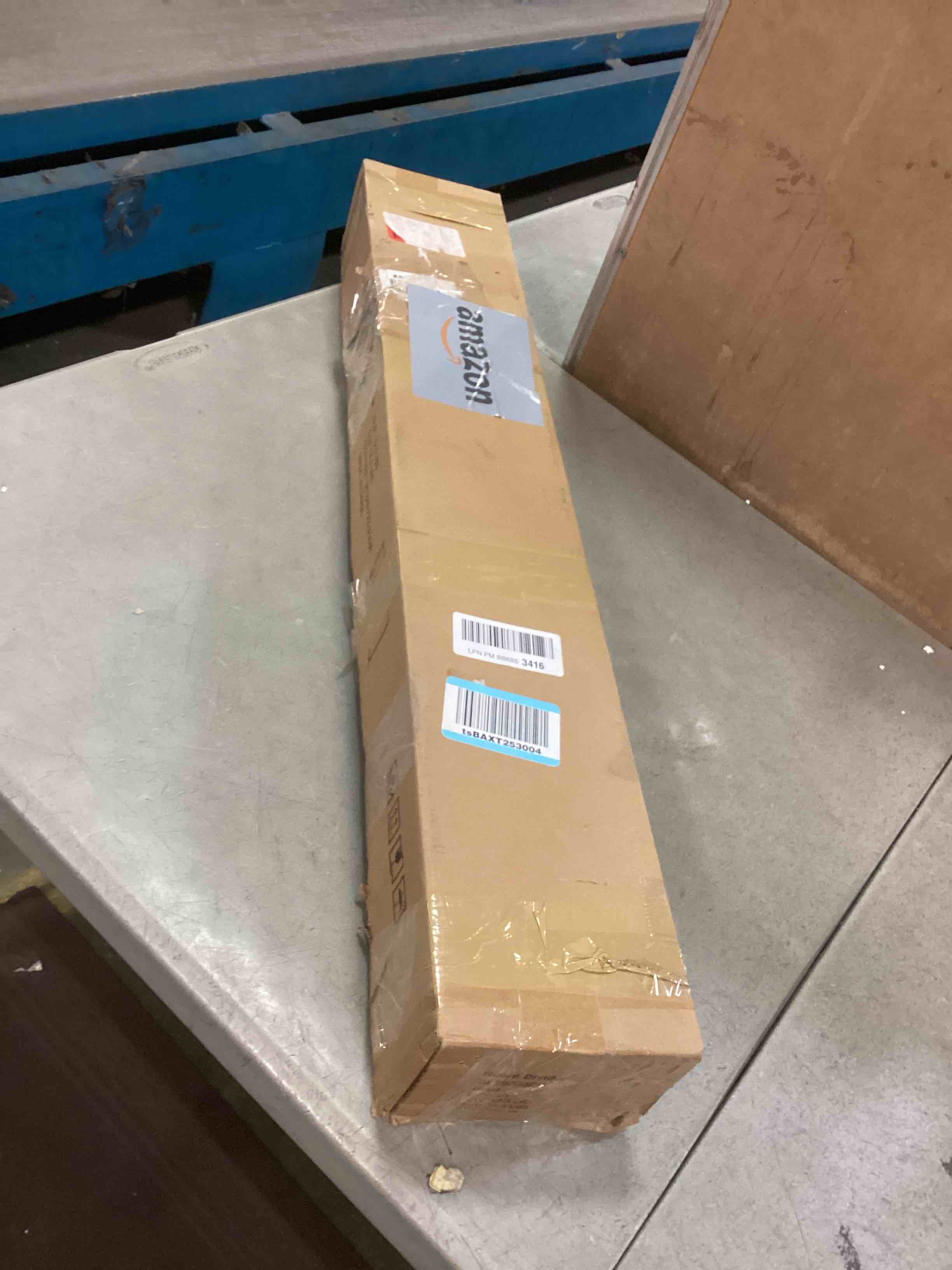 https://s3.amazonaws.com/lotting-images-prod/bidfta/PPE0558466_1730758320404.jpeg