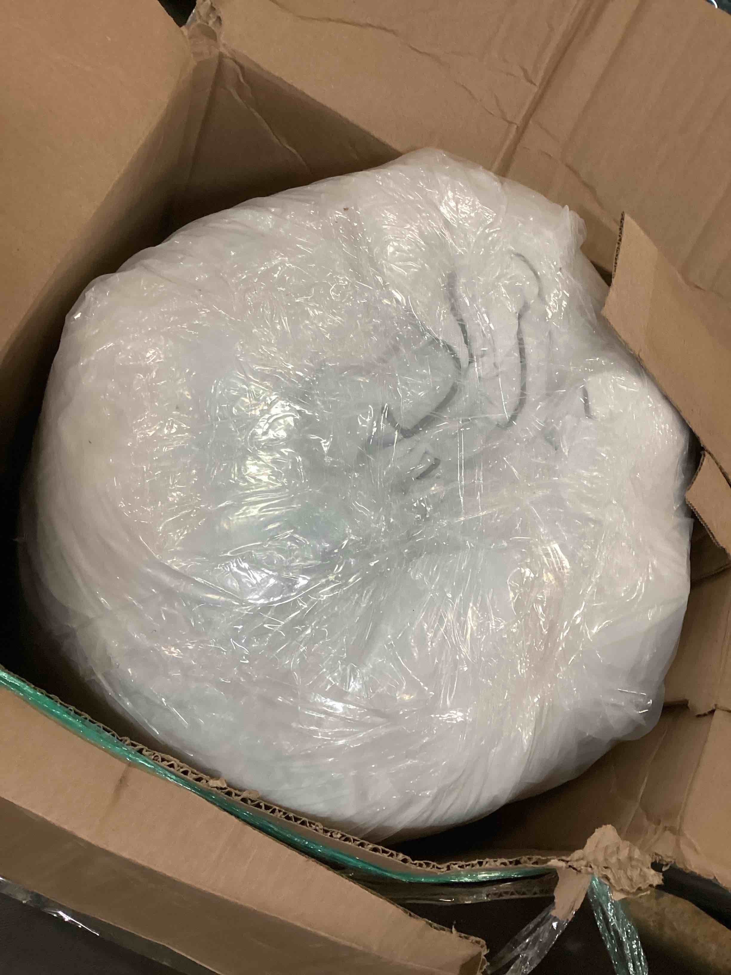 https://s3.amazonaws.com/lotting-images-prod/bidfta/PPE0558537_1730556745033.jpeg