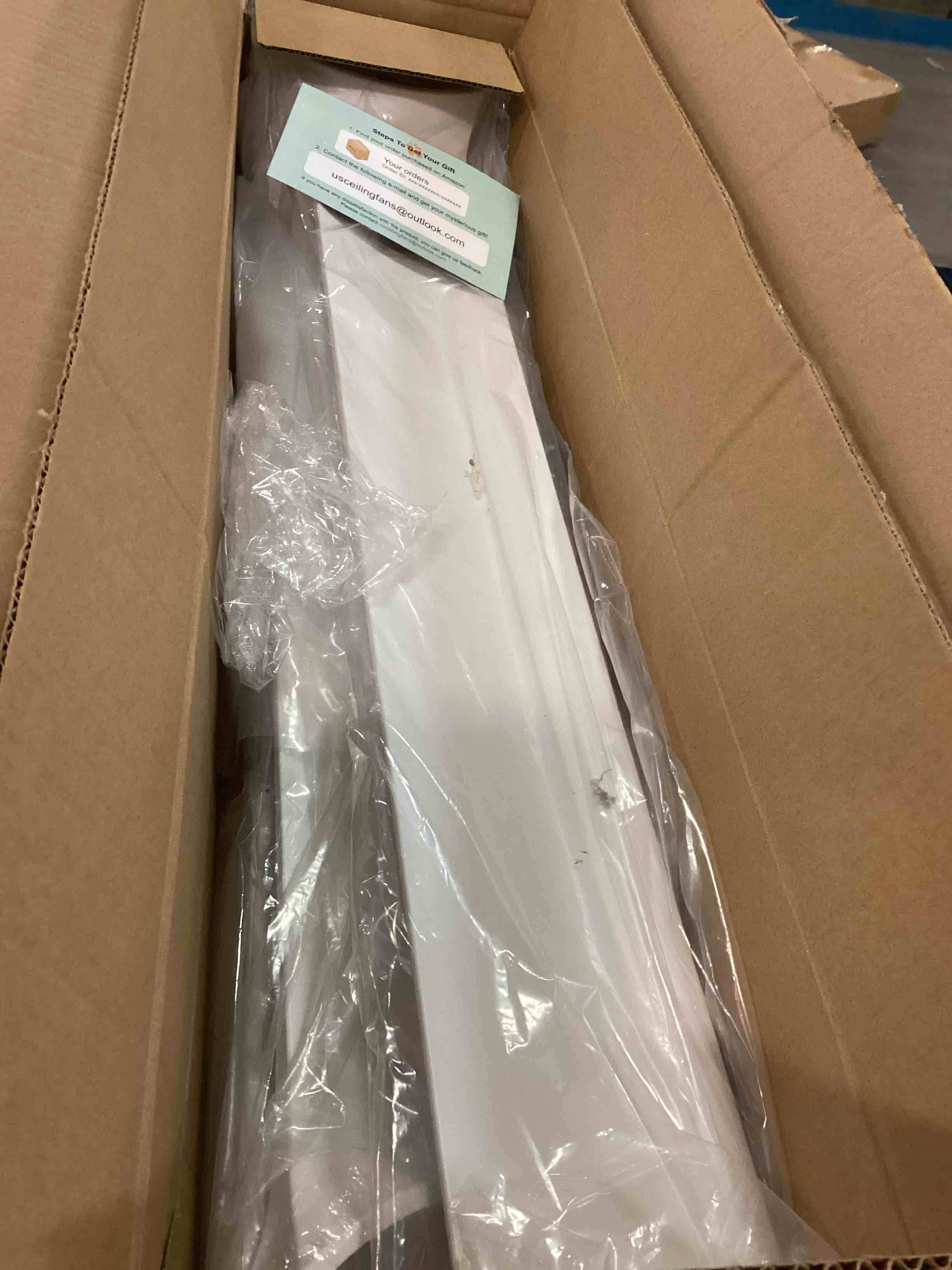 https://s3.amazonaws.com/lotting-images-prod/bidfta/PPE0558639_1730522169196.jpeg