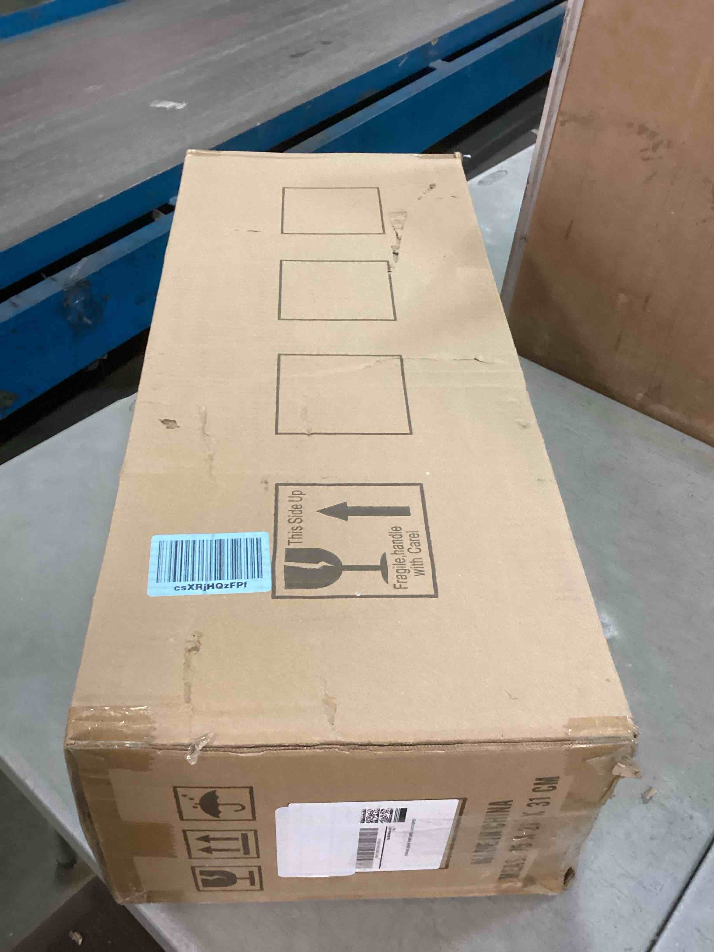 https://s3.amazonaws.com/lotting-images-prod/bidfta/PPE0558639_1730522238429.jpeg