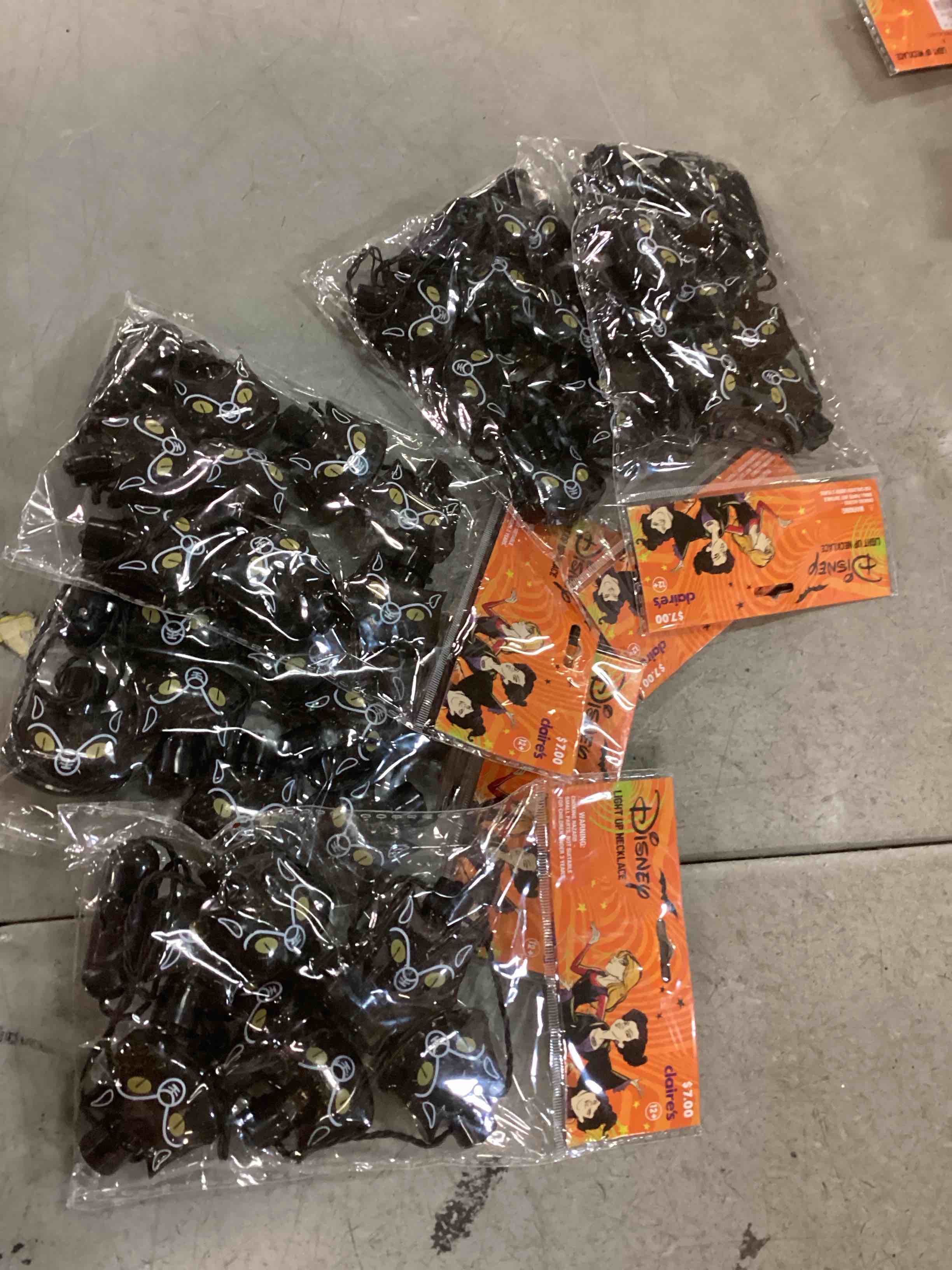 https://s3.amazonaws.com/lotting-images-prod/bidfta/PPE0559318_1730254014849.jpeg