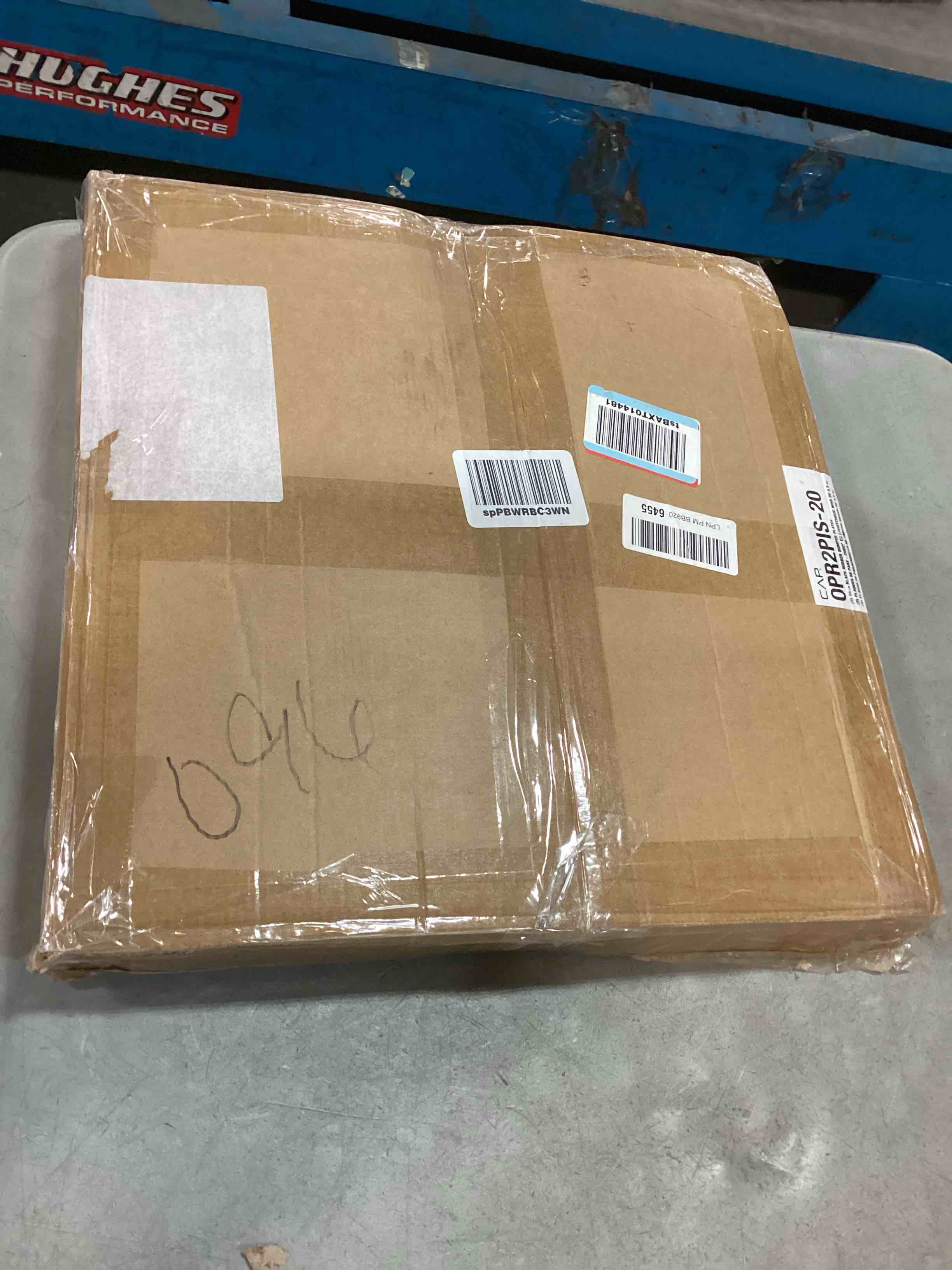 https://s3.amazonaws.com/lotting-images-prod/bidfta/PPE0559583_1730157892129.jpeg