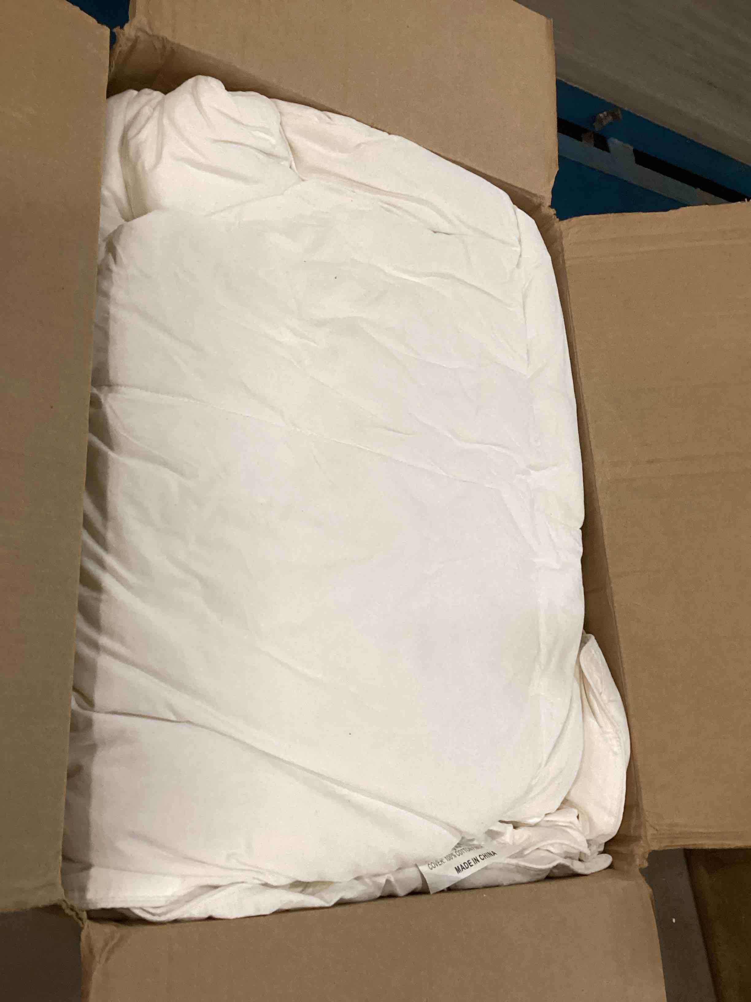 https://s3.amazonaws.com/lotting-images-prod/bidfta/PPE0559615_1730153811971.jpeg