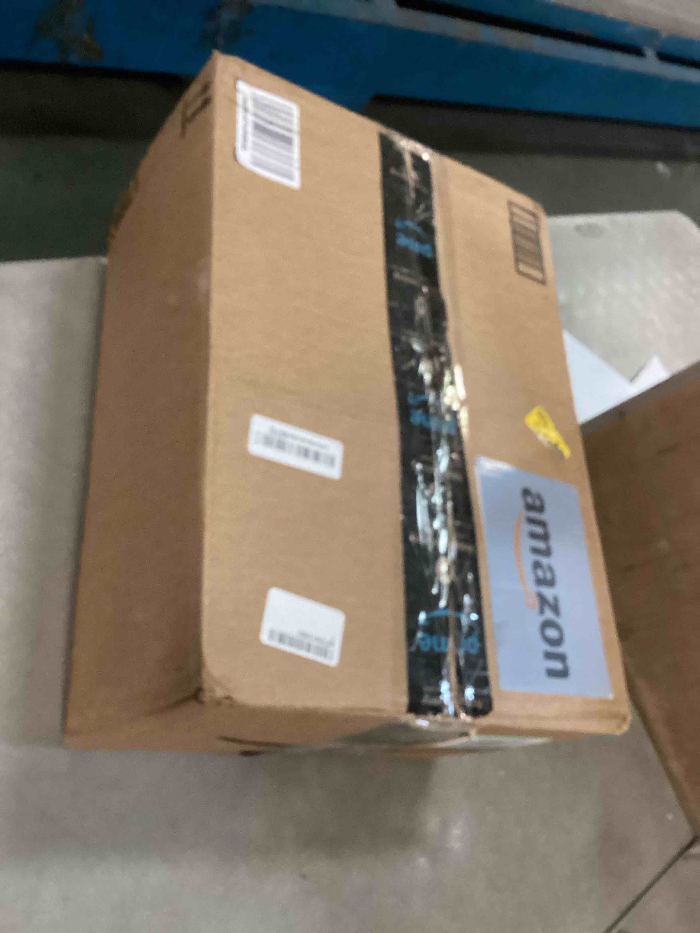 https://s3.amazonaws.com/lotting-images-prod/bidfta/PPE0559615_1730153828435.jpeg