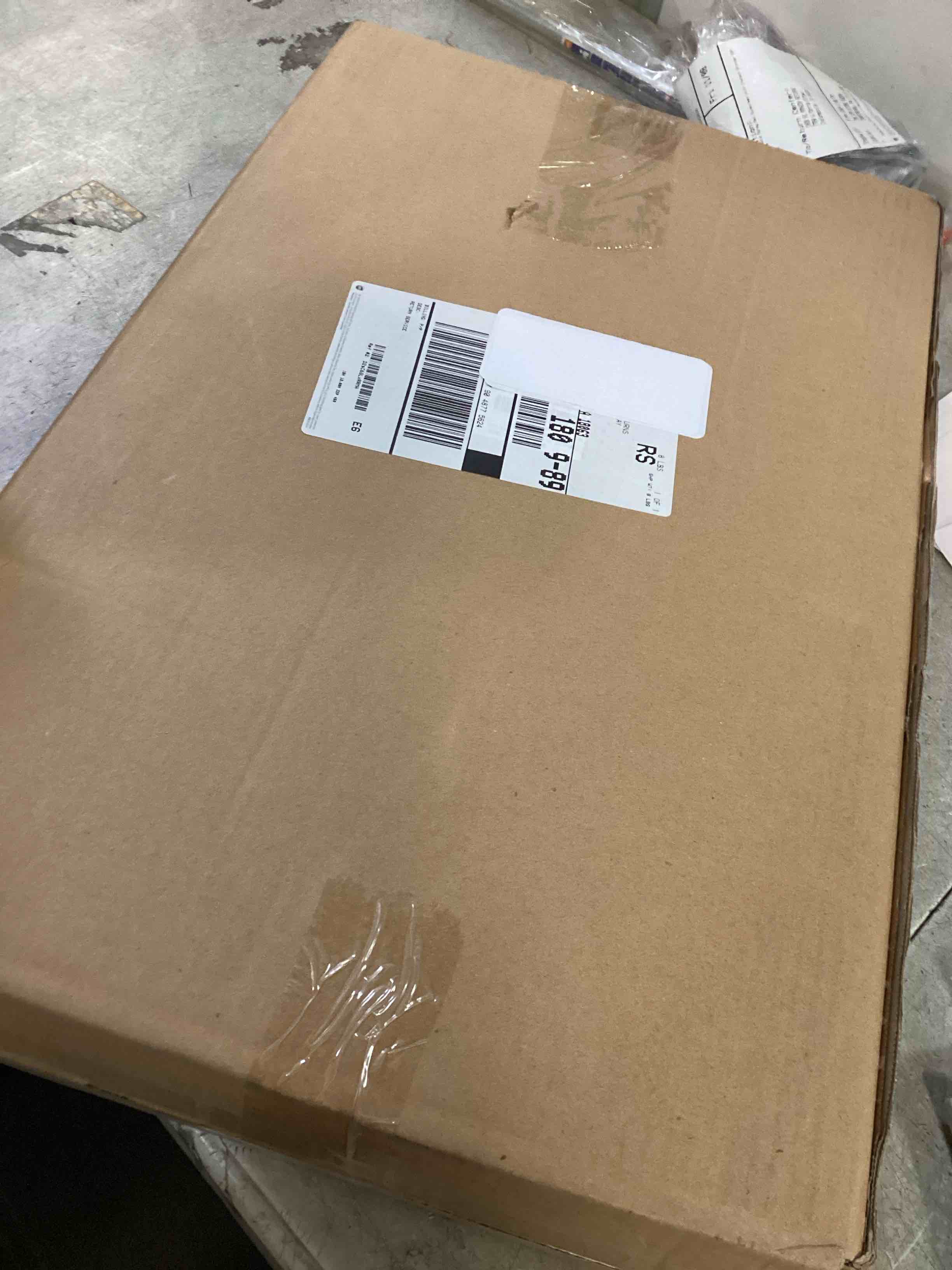 https://s3.amazonaws.com/lotting-images-prod/bidfta/PPE0560045_1736610359875.jpeg