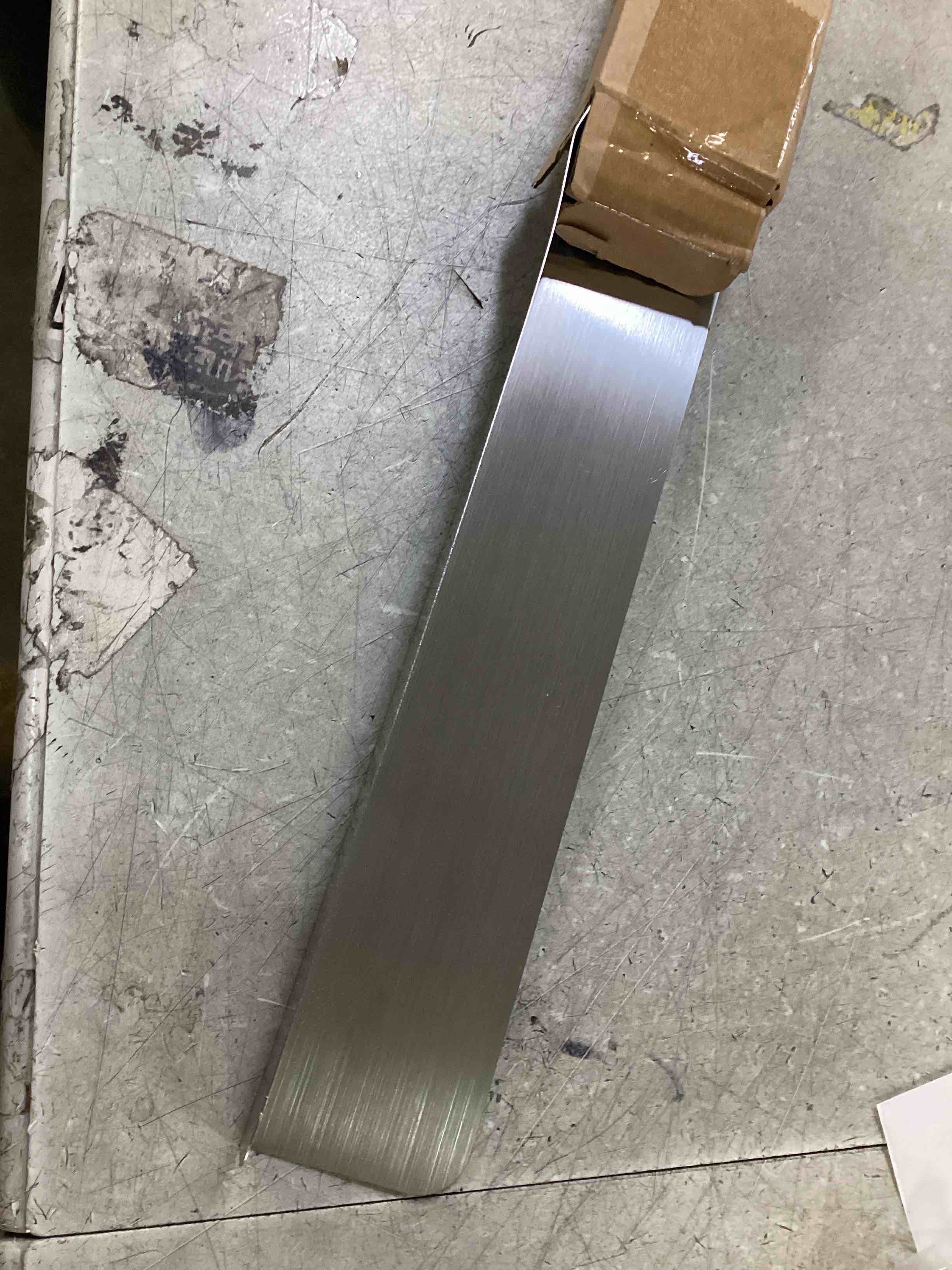 https://s3.amazonaws.com/lotting-images-prod/bidfta/PPE0560064_1736614064015.jpeg