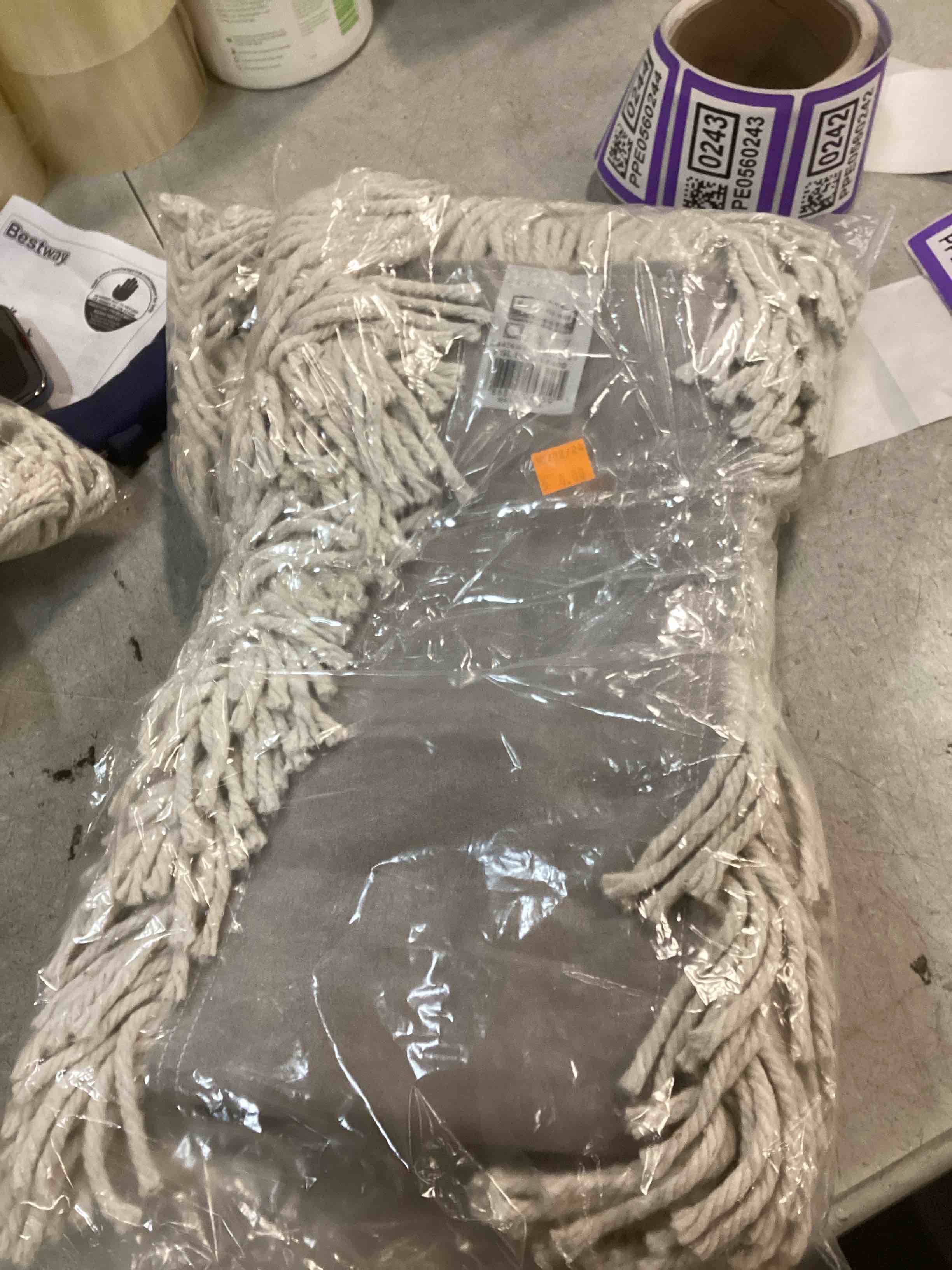 https://s3.amazonaws.com/lotting-images-prod/bidfta/PPE0560249_1734180547570.jpeg