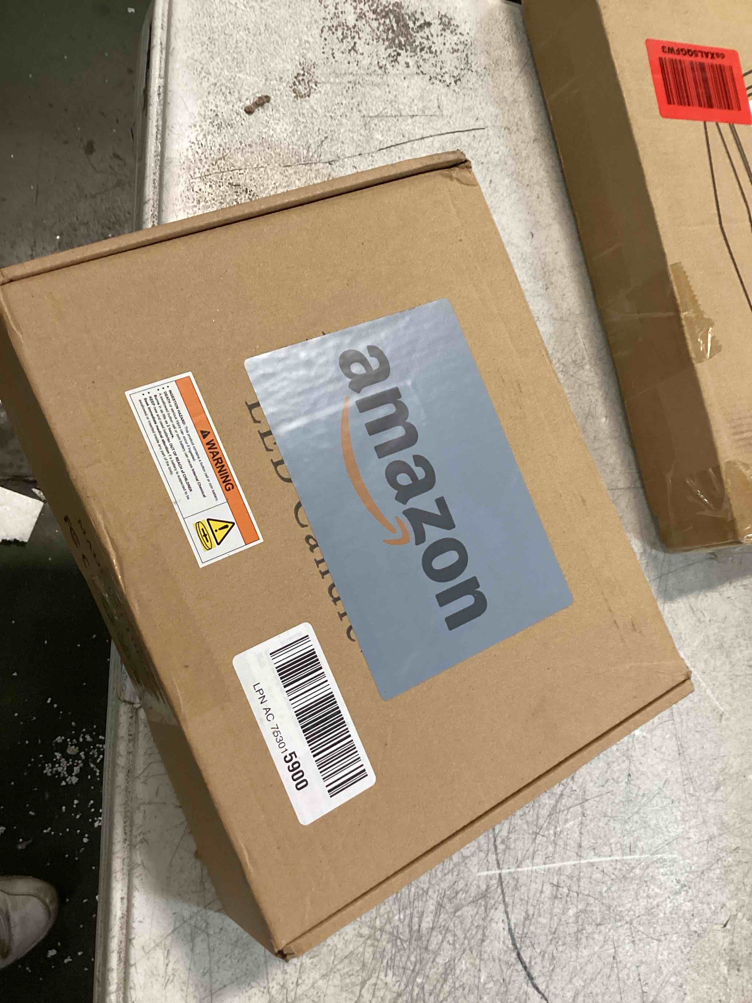 https://s3.amazonaws.com/lotting-images-prod/bidfta/PPE0561208_1731612755195.jpeg