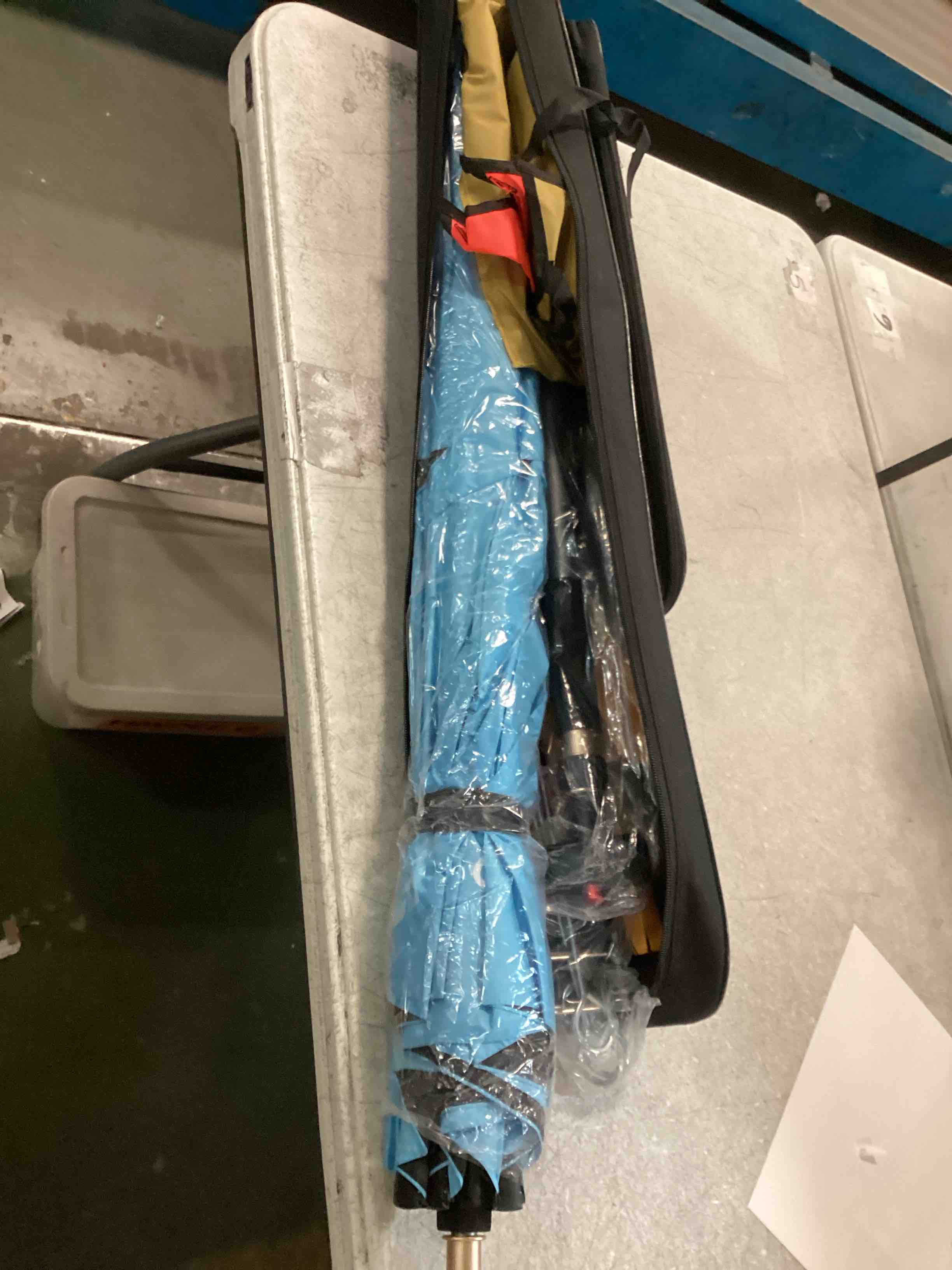 https://s3.amazonaws.com/lotting-images-prod/bidfta/PPE0561377_1731443302777.jpeg
