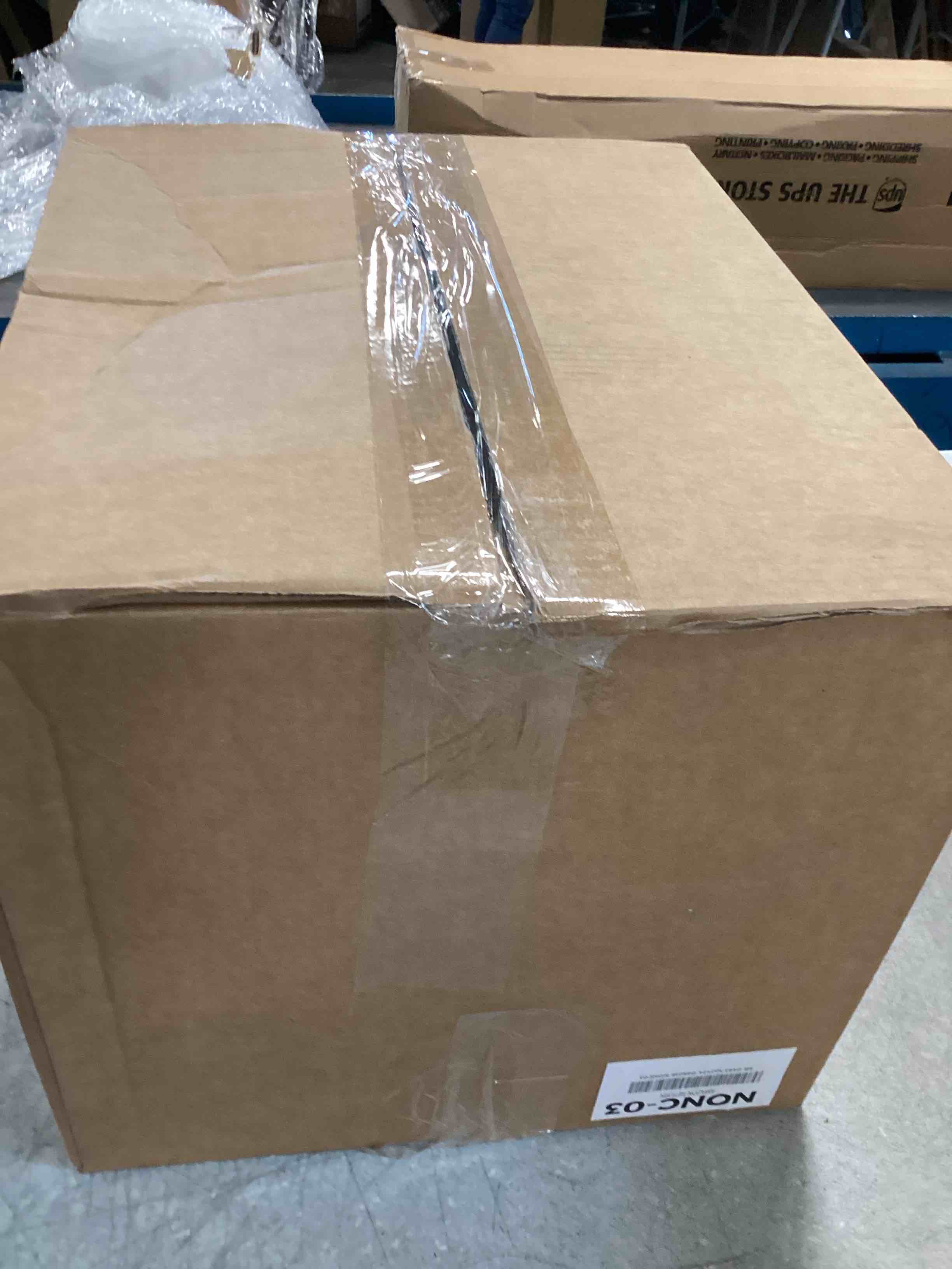 https://s3.amazonaws.com/lotting-images-prod/bidfta/PPE0561437_1731419389633.jpeg