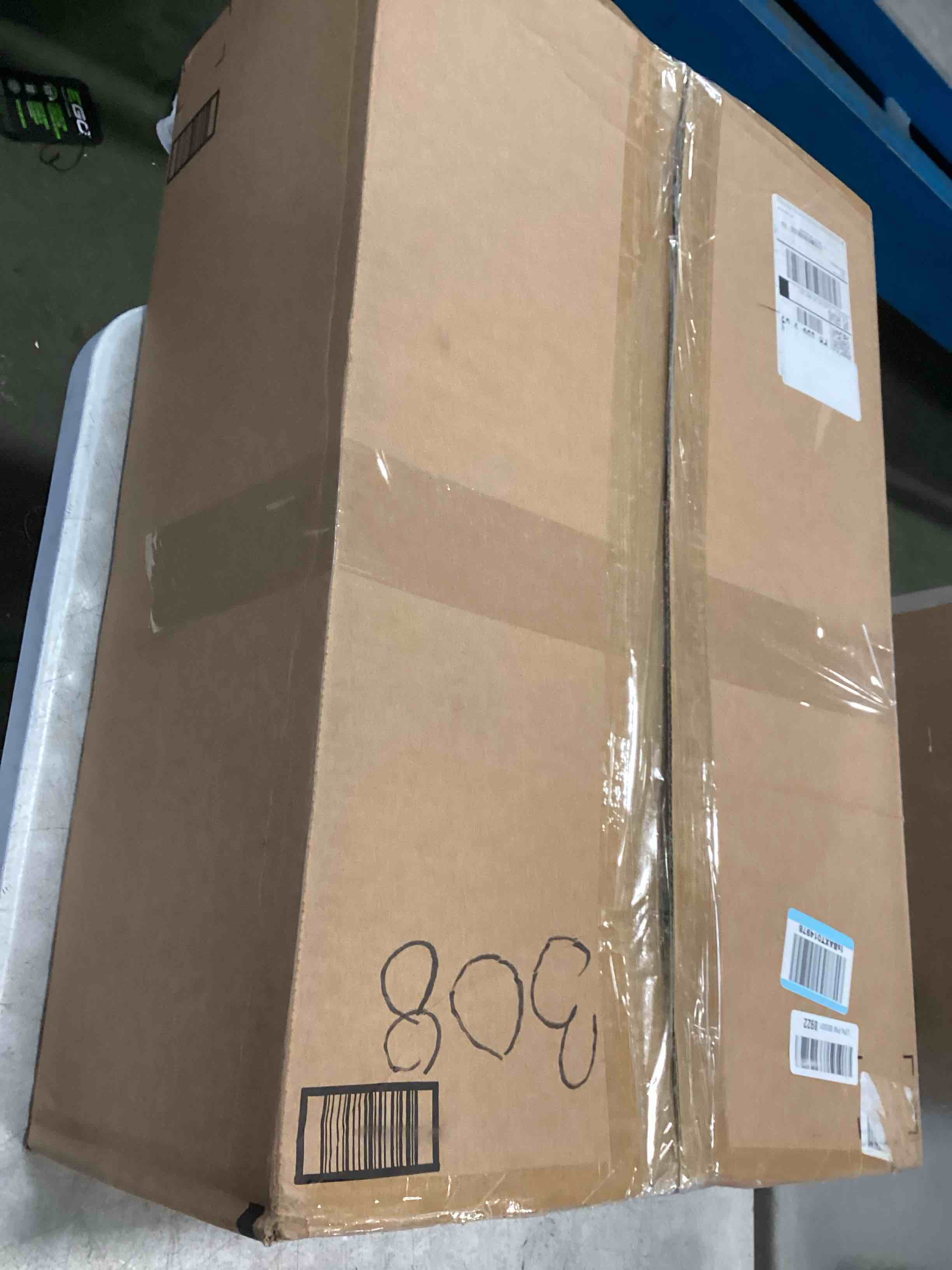 https://s3.amazonaws.com/lotting-images-prod/bidfta/PPE0562702_1730994565196.jpeg