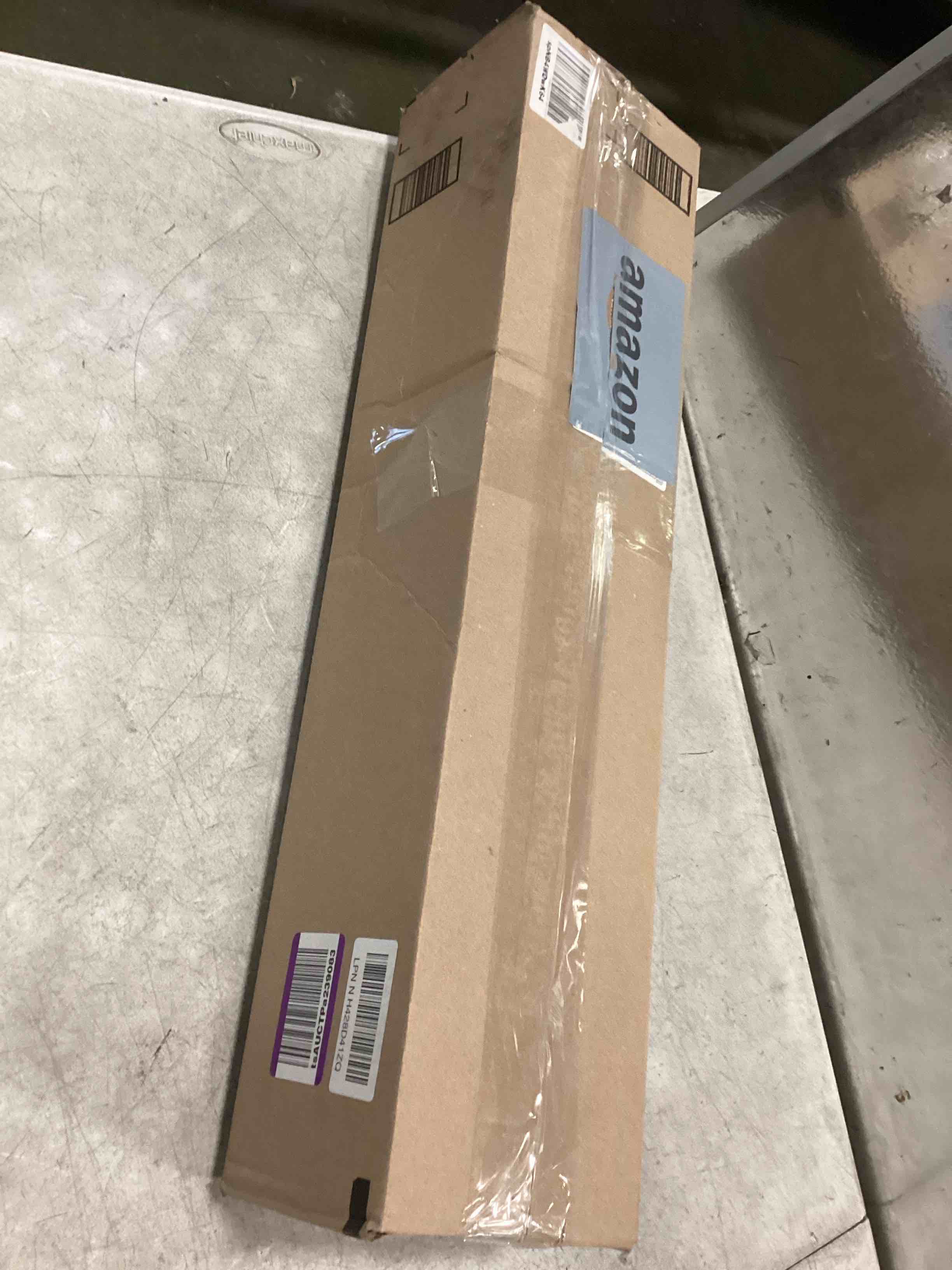 https://s3.amazonaws.com/lotting-images-prod/bidfta/PPE0562813_1730982372685.jpeg