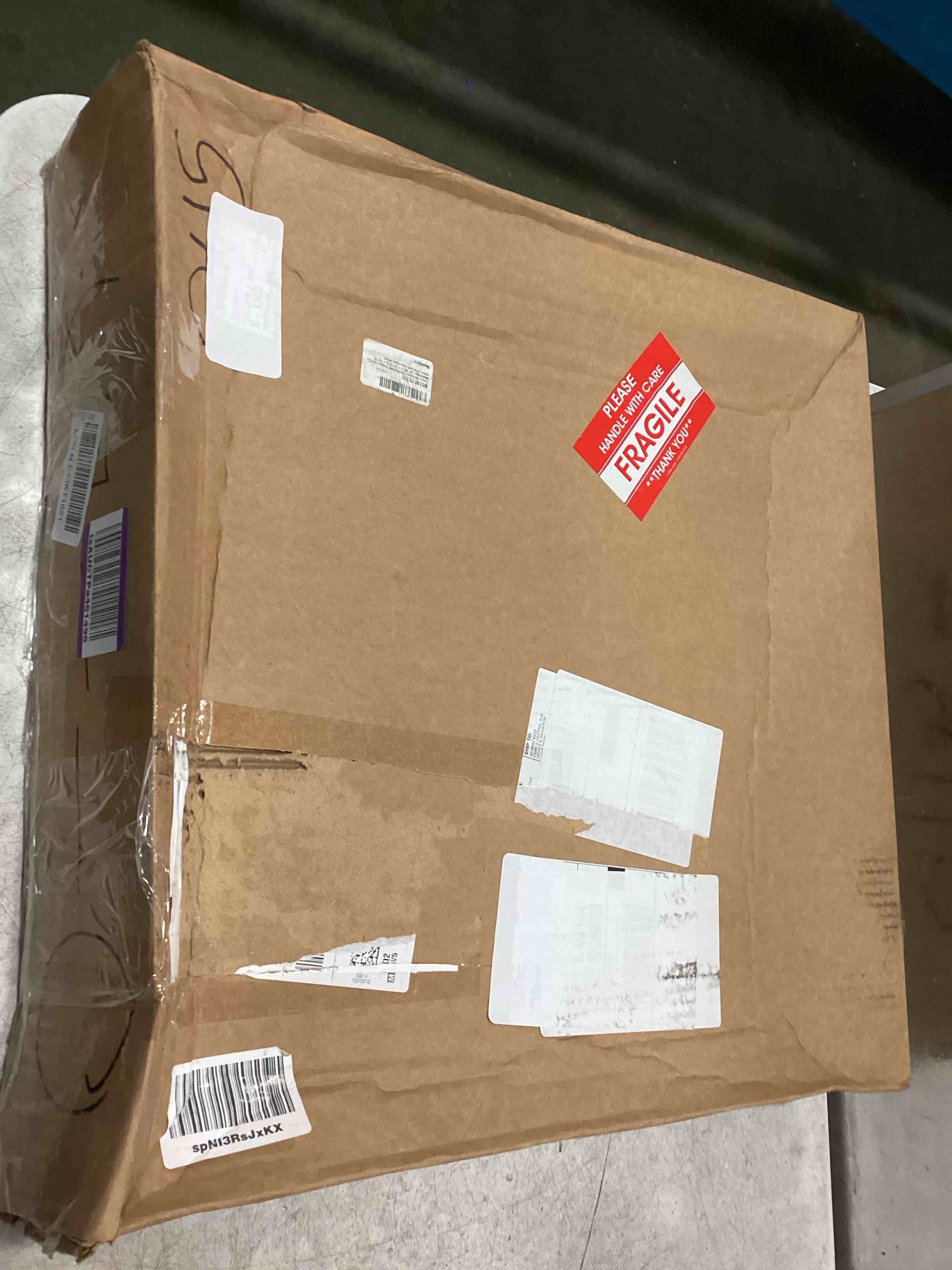 https://s3.amazonaws.com/lotting-images-prod/bidfta/PPE0562816_1730982207675.jpeg