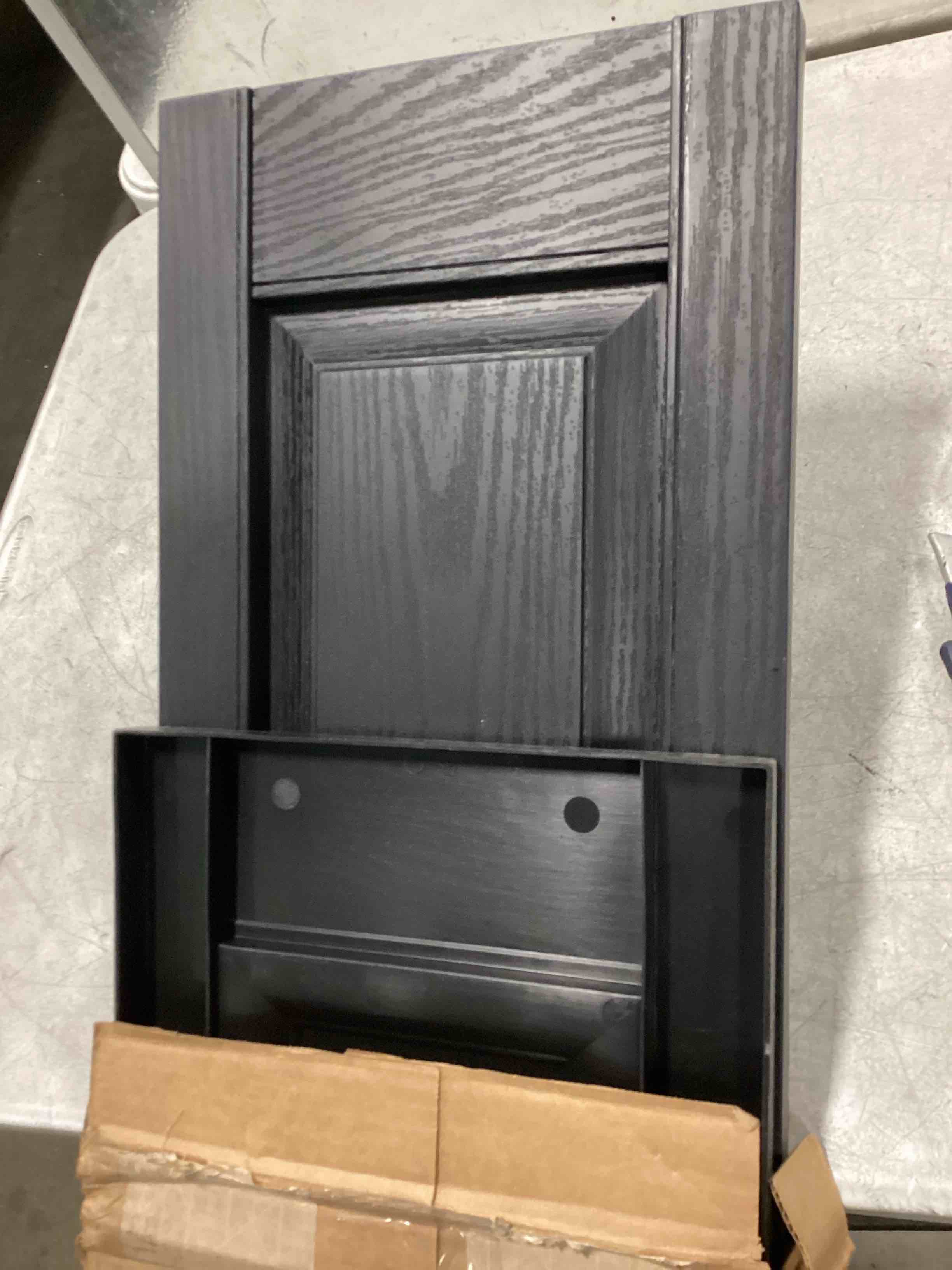 https://s3.amazonaws.com/lotting-images-prod/bidfta/PPE0562820_1730981920955.jpeg