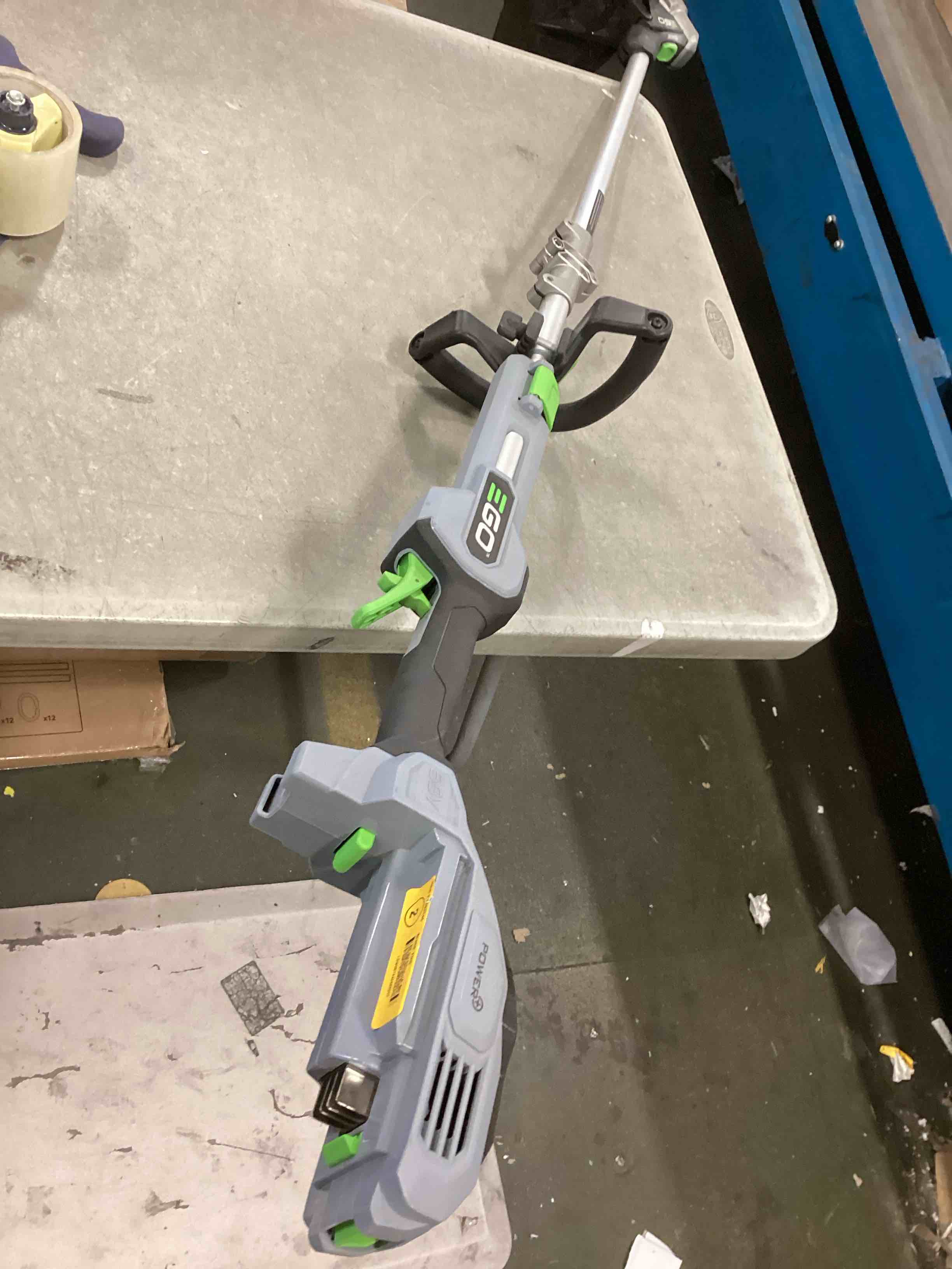 https://s3.amazonaws.com/lotting-images-prod/bidfta/PPE0563122_1730833836686.jpeg
