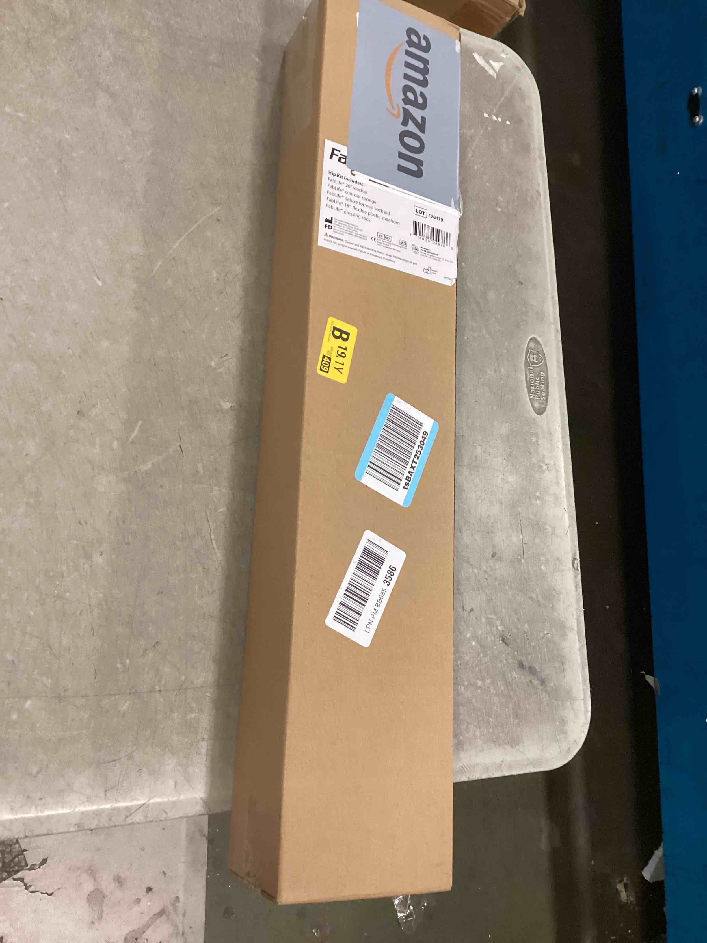 https://s3.amazonaws.com/lotting-images-prod/bidfta/PPE0563248_1730817975895.jpeg