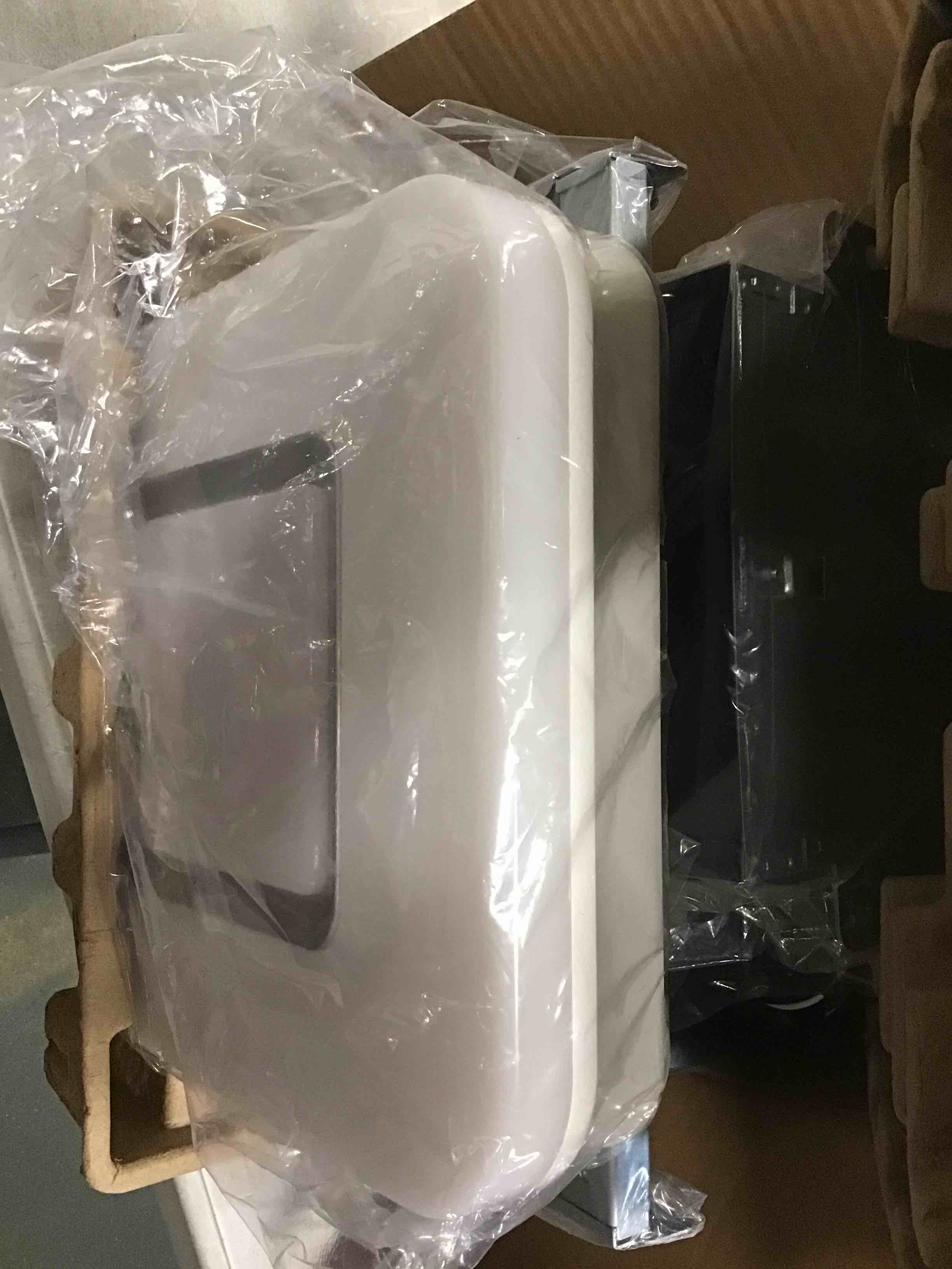 https://s3.amazonaws.com/lotting-images-prod/bidfta/PPE0563706_1730547125001.jpeg