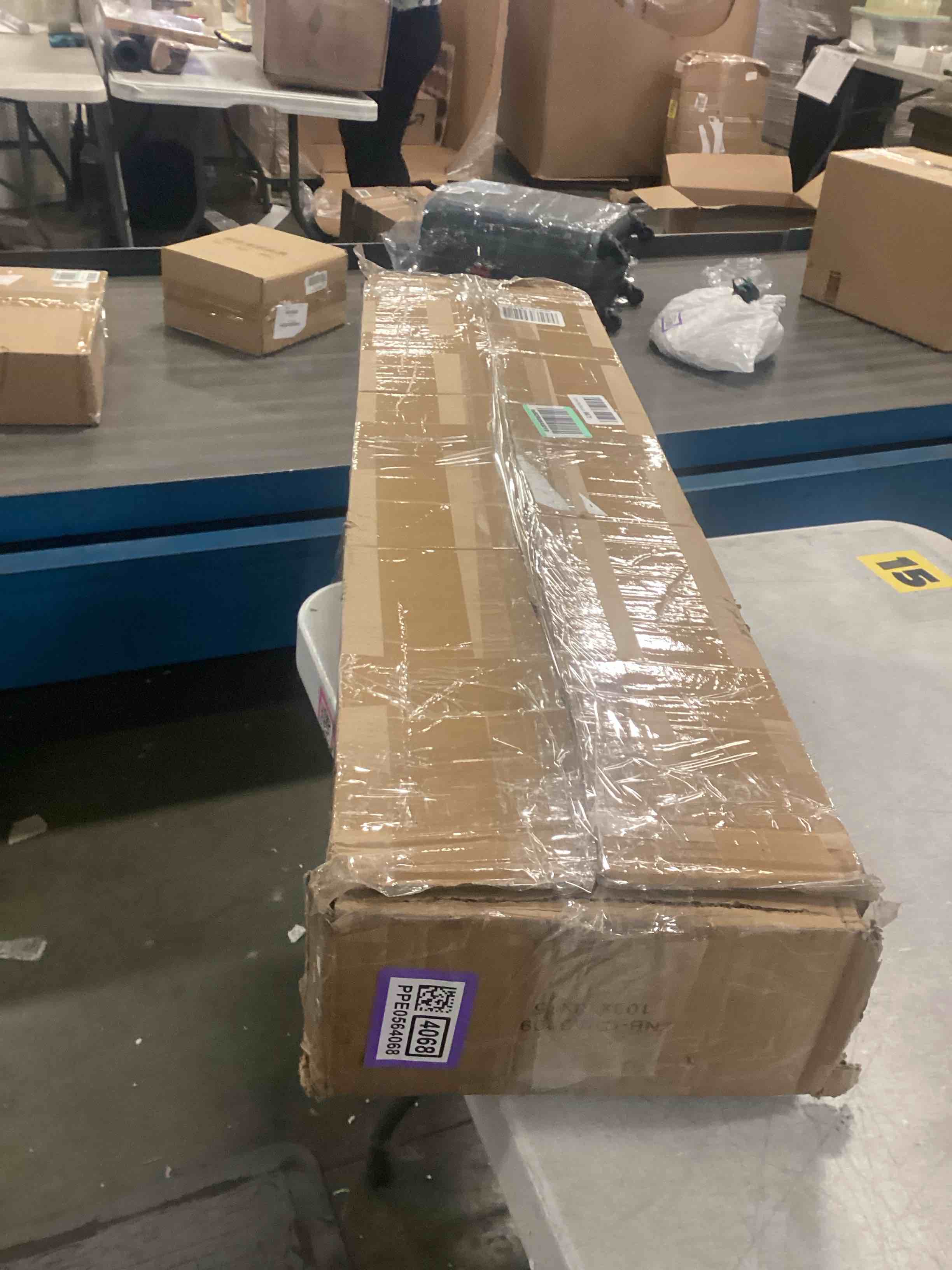 https://s3.amazonaws.com/lotting-images-prod/bidfta/PPE0564068_1731530848339.jpeg