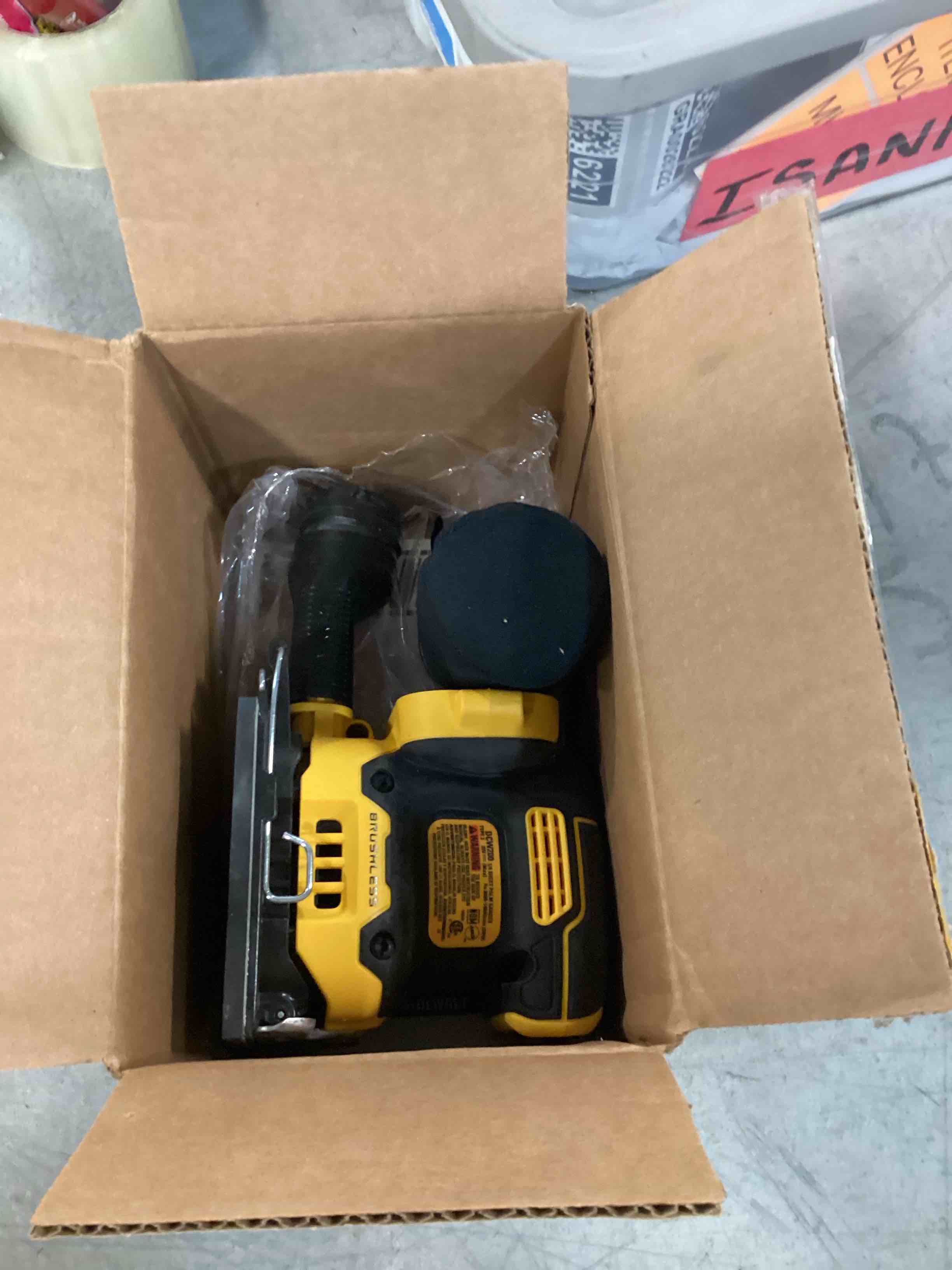 https://s3.amazonaws.com/lotting-images-prod/bidfta/PPE0564712_1731067580282.jpeg