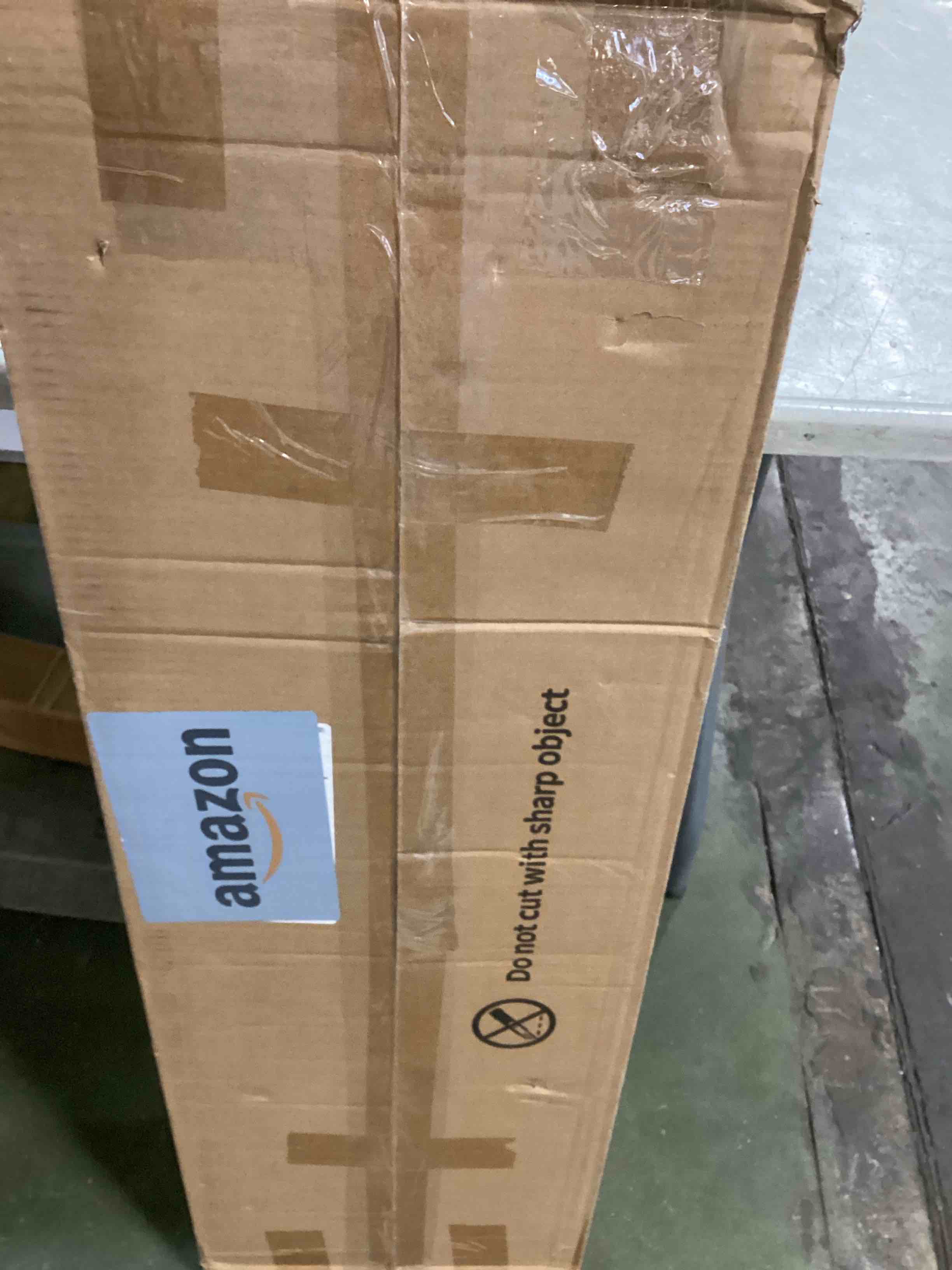 https://s3.amazonaws.com/lotting-images-prod/bidfta/PPE0564737_1730908841016.jpeg