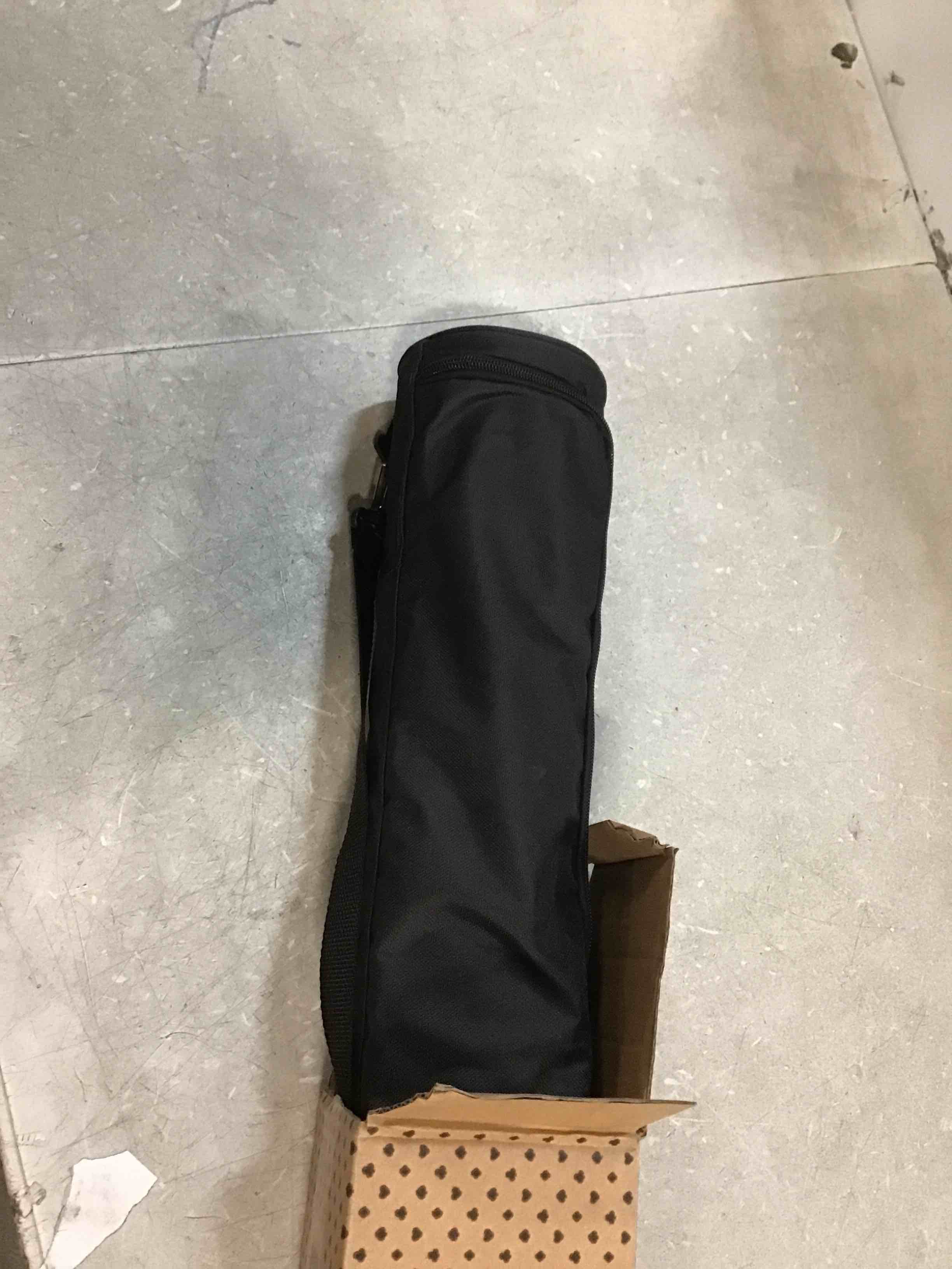 https://s3.amazonaws.com/lotting-images-prod/bidfta/PPE0565632_1729896745158.jpeg