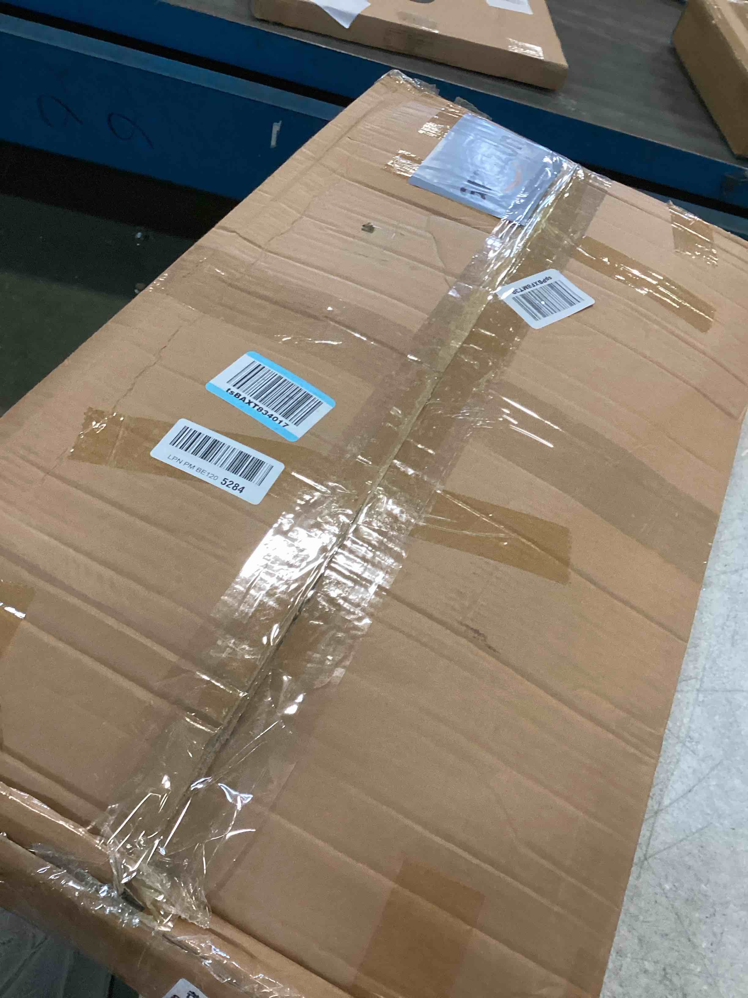 https://s3.amazonaws.com/lotting-images-prod/bidfta/PPE0565965_1729698526525.jpeg