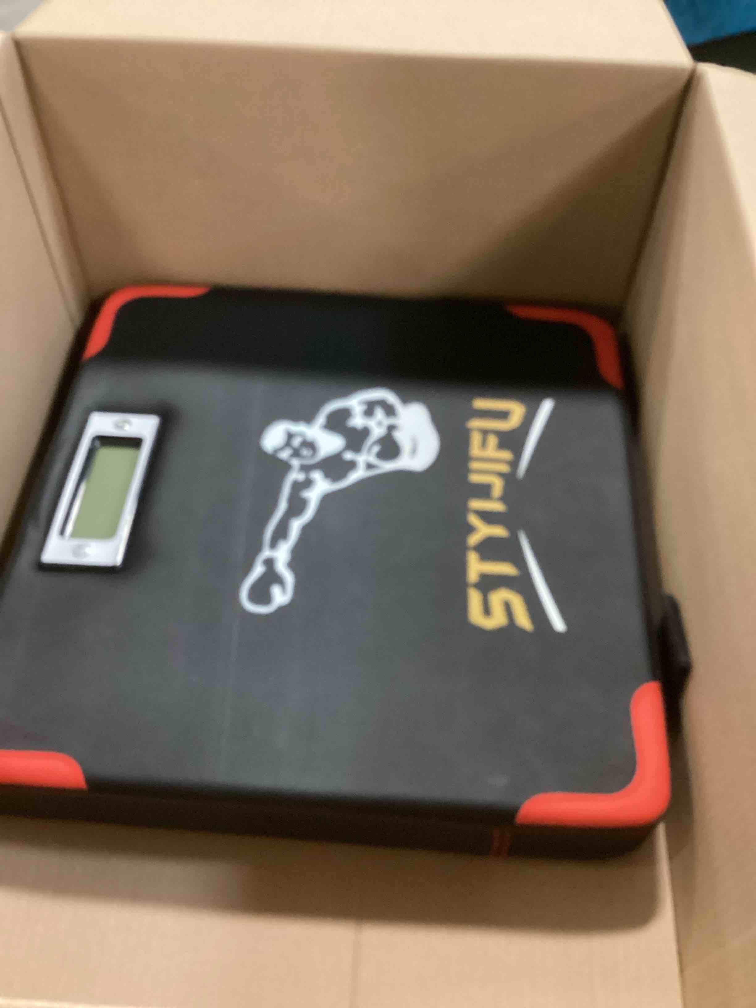 https://s3.amazonaws.com/lotting-images-prod/bidfta/PPE0566938_1730850926288.jpeg