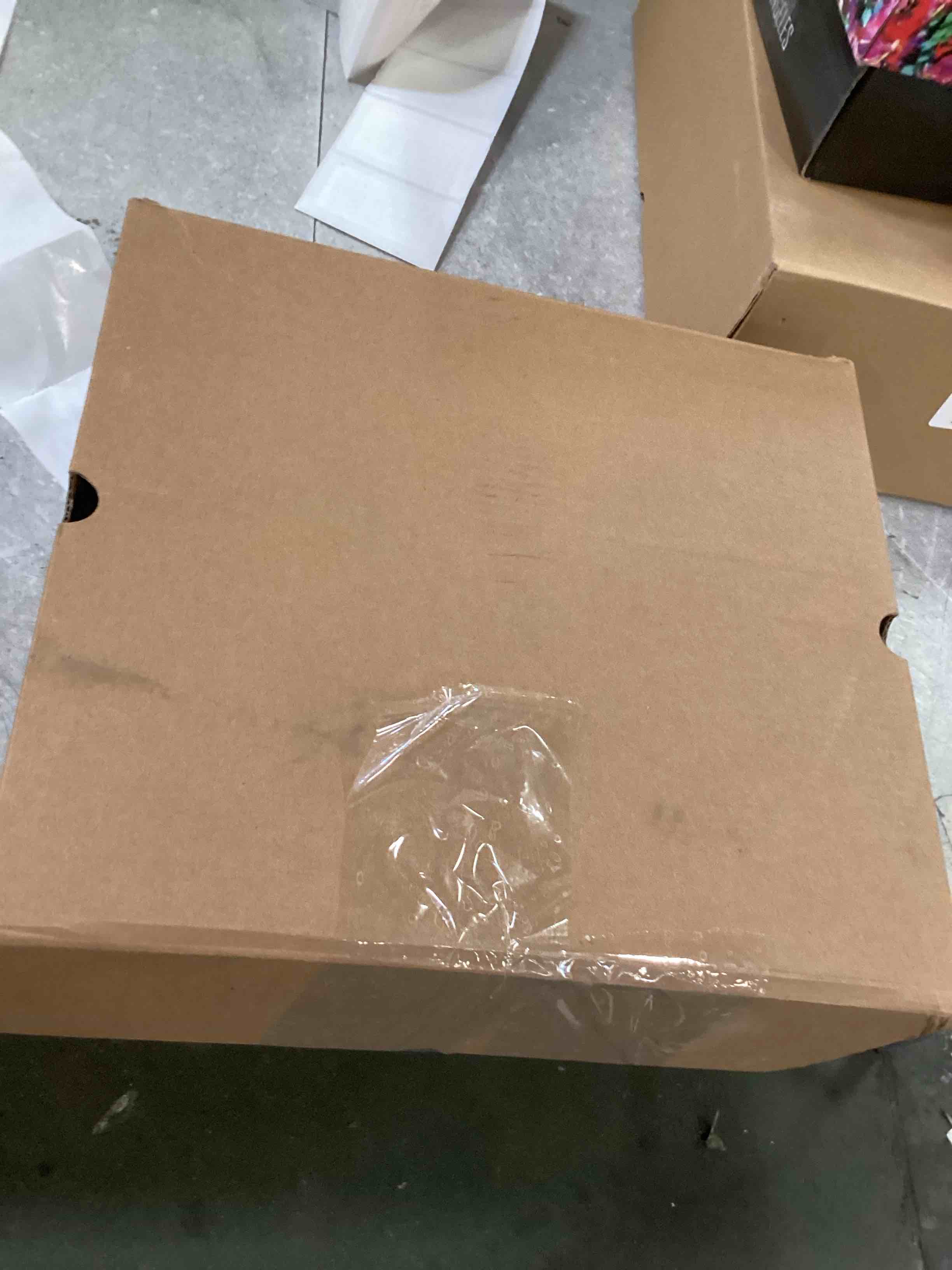 https://s3.amazonaws.com/lotting-images-prod/bidfta/PPE0567571_1730489852944.jpeg