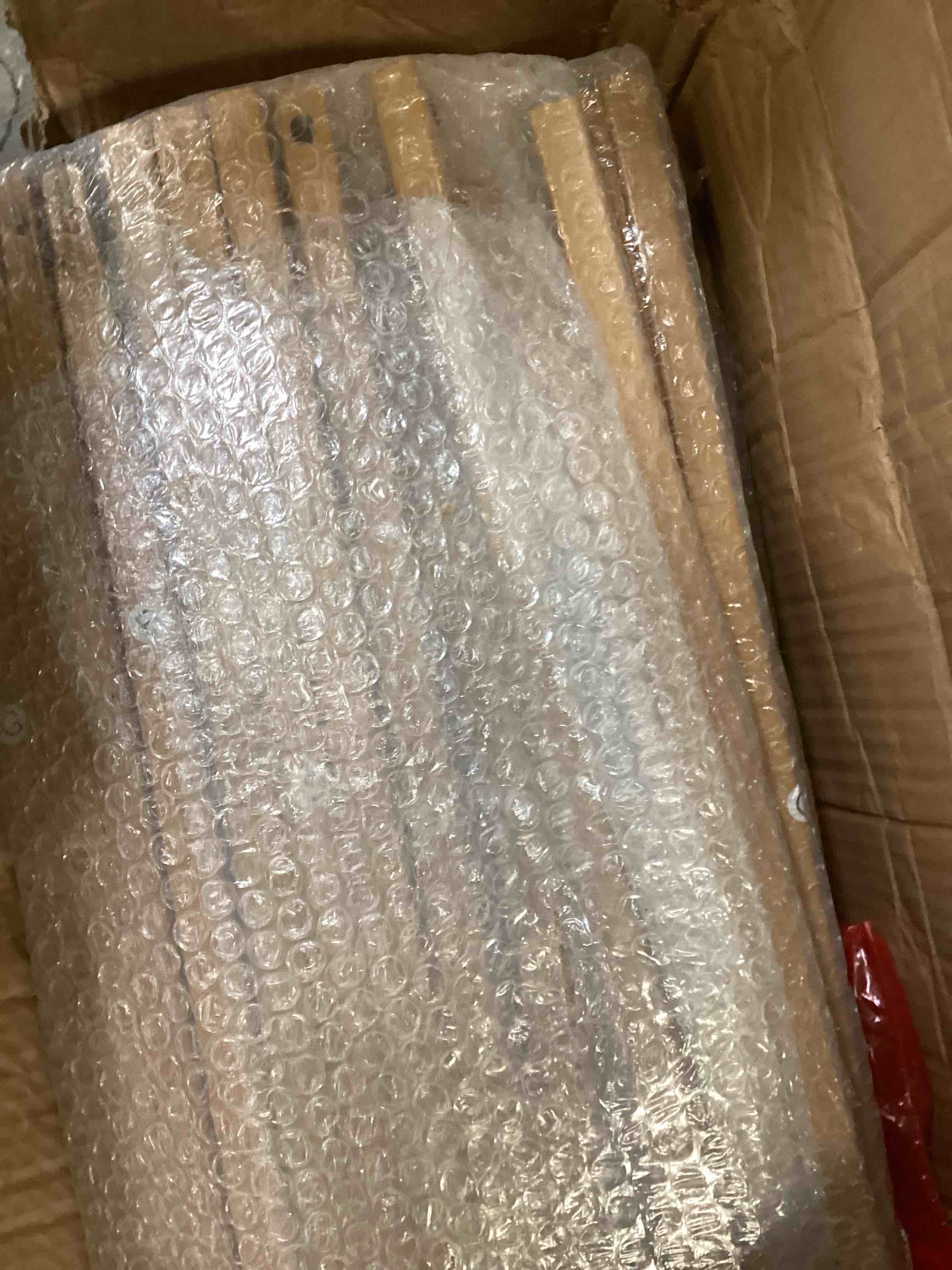 https://s3.amazonaws.com/lotting-images-prod/bidfta/PPE0567833_1730218412167.jpeg