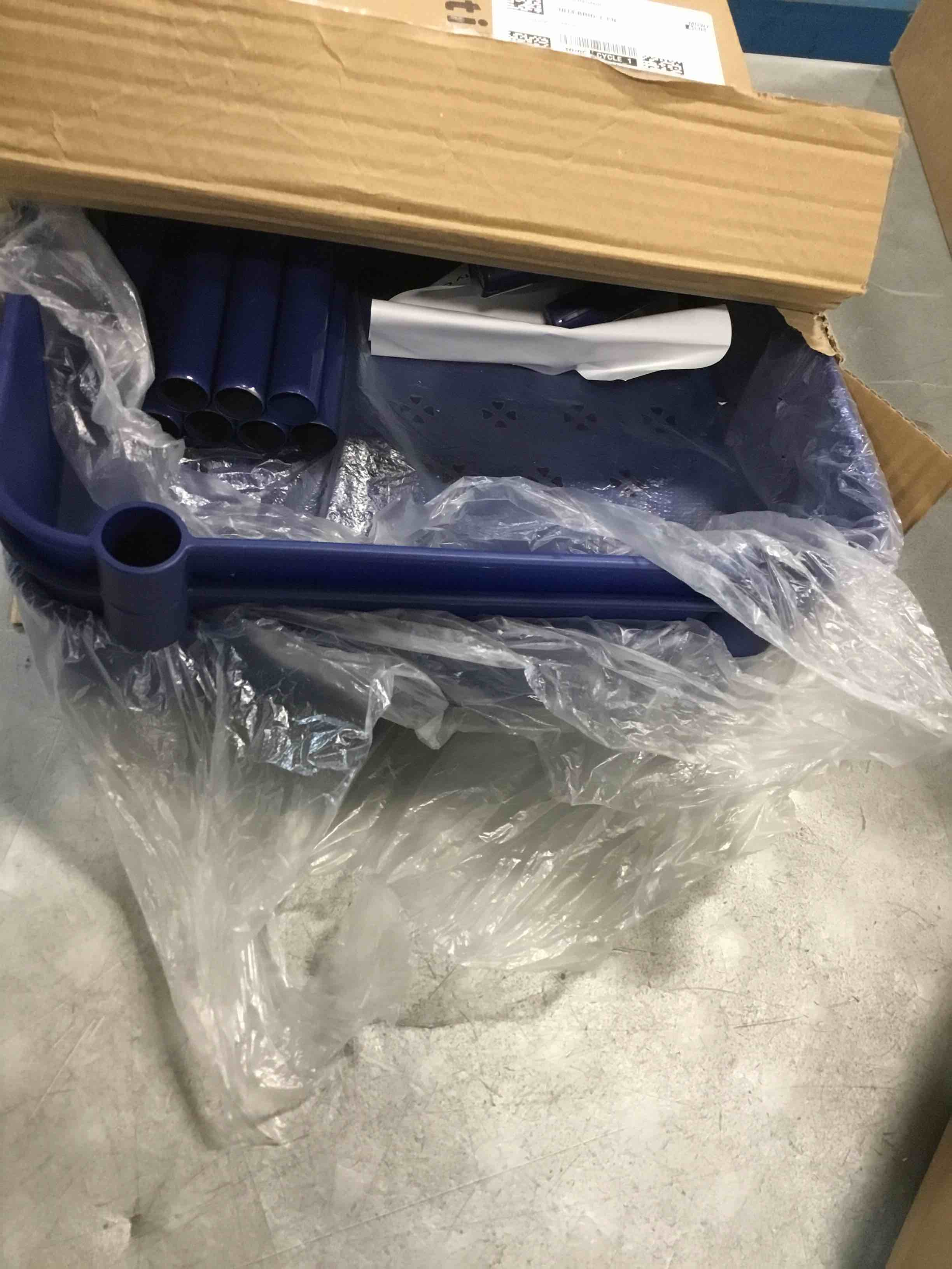 https://s3.amazonaws.com/lotting-images-prod/bidfta/PPE0570154_1732278844887.jpeg