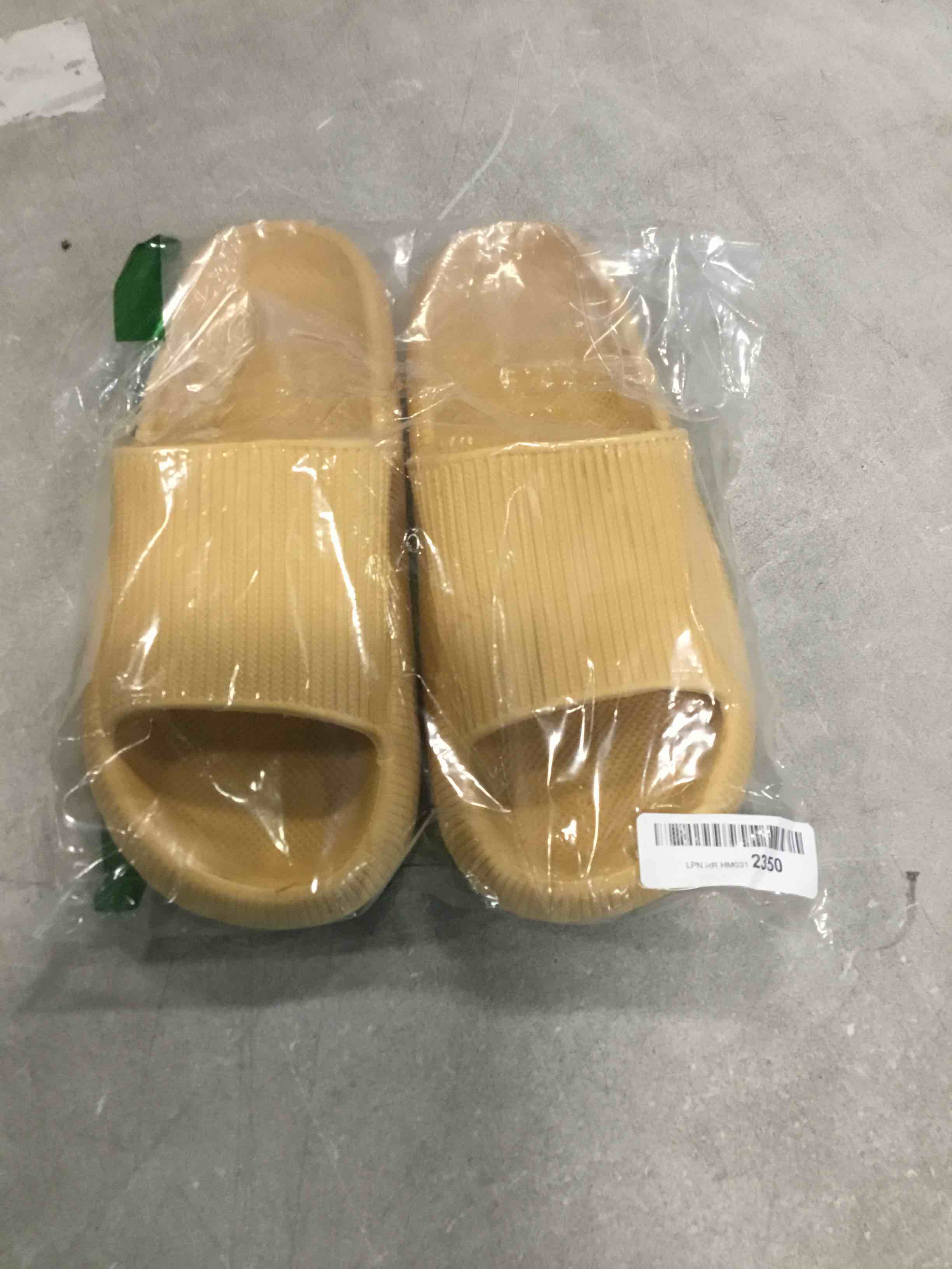 https://s3.amazonaws.com/lotting-images-prod/bidfta/PPE0570462_1732194651591.jpeg