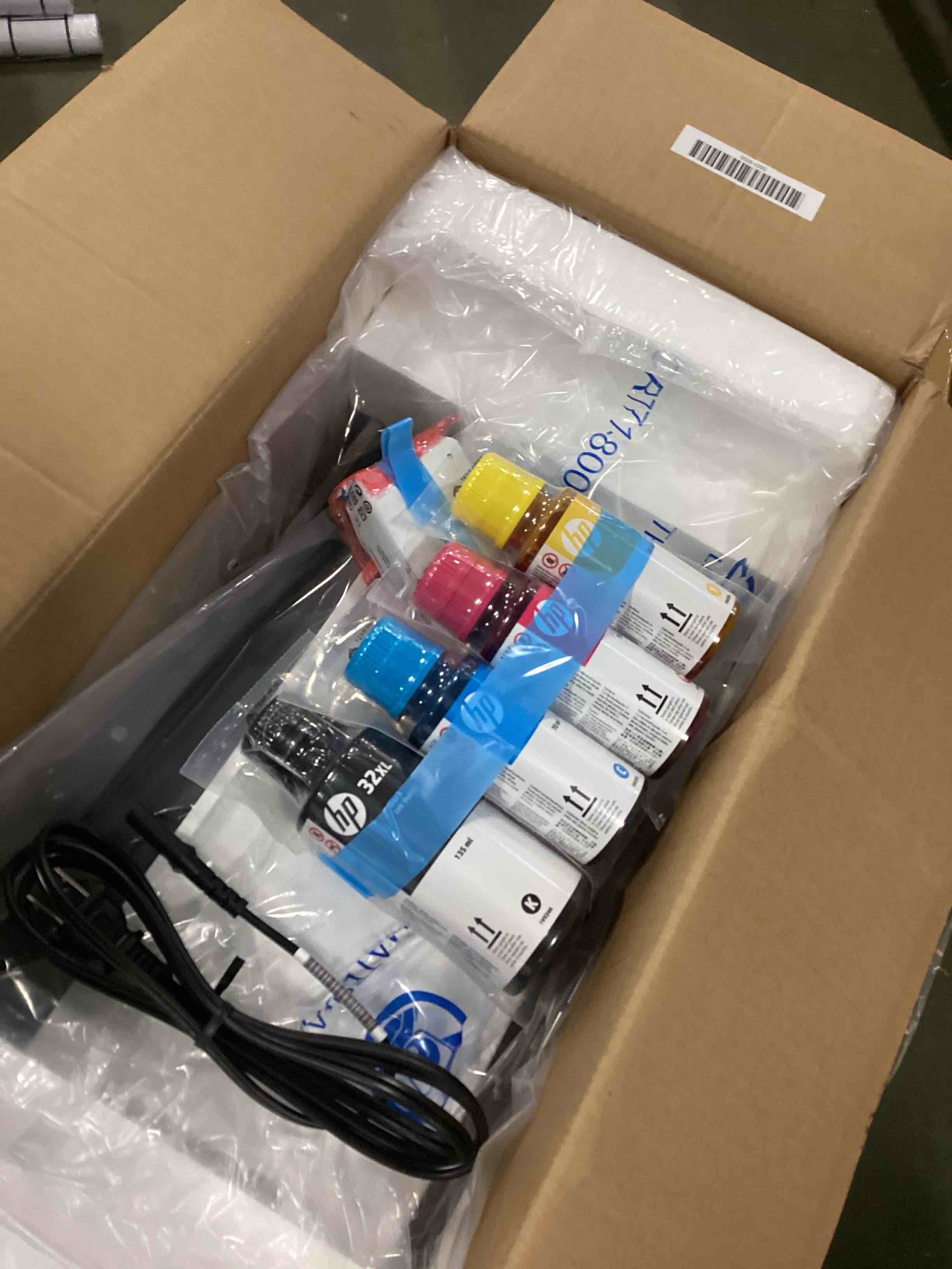 https://s3.amazonaws.com/lotting-images-prod/bidfta/PPE0572720_1732736996707.jpeg