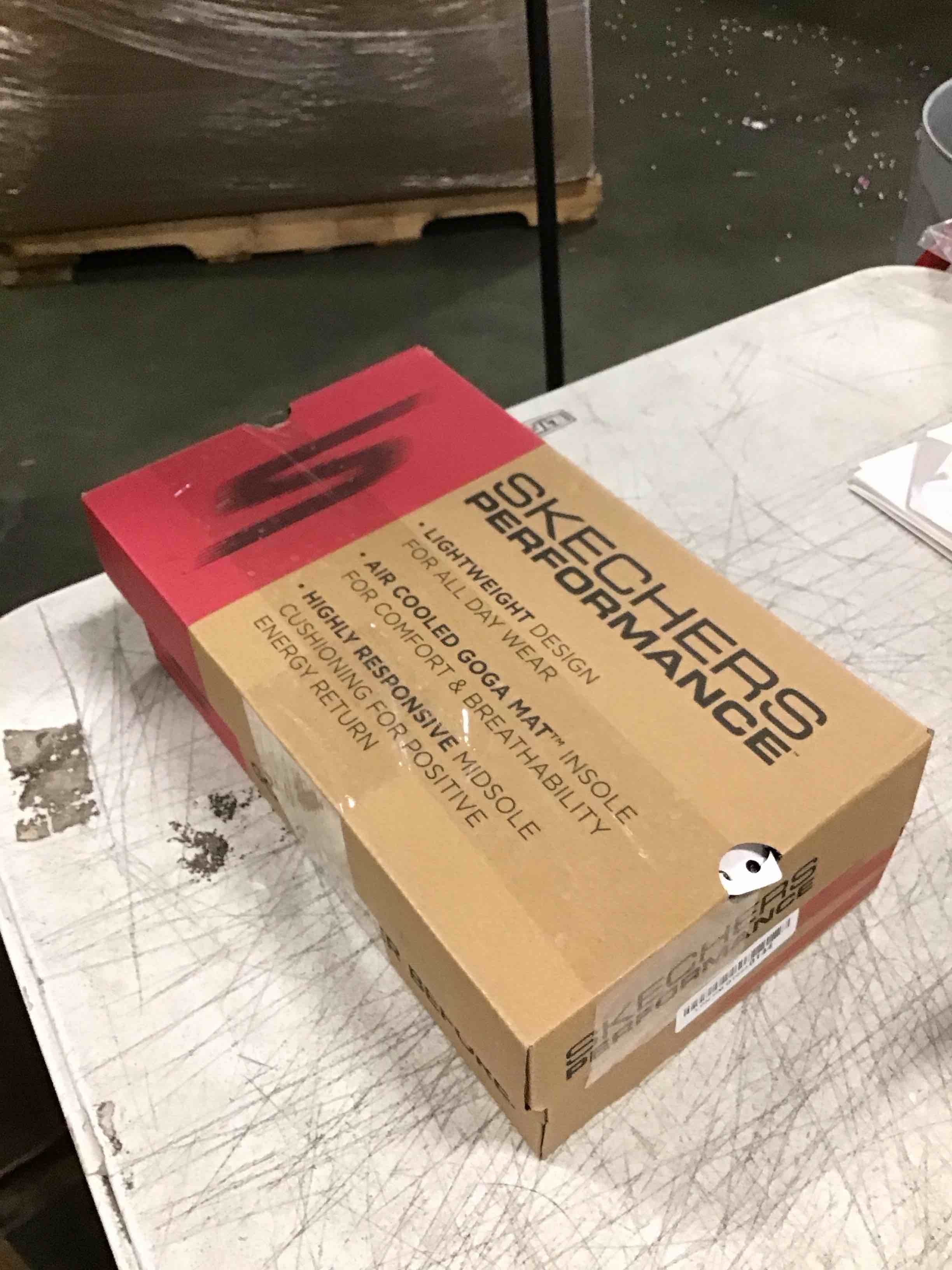 https://s3.amazonaws.com/lotting-images-prod/bidfta/PPE0573290_1732135604302.jpeg
