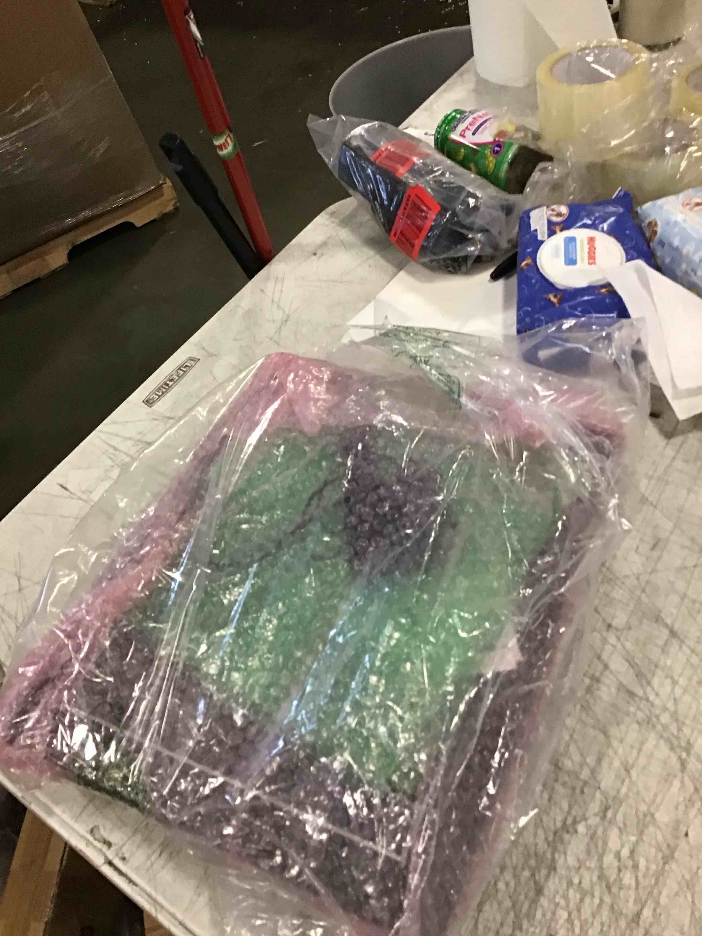 https://s3.amazonaws.com/lotting-images-prod/bidfta/PPE0573324_1732128264945.jpeg