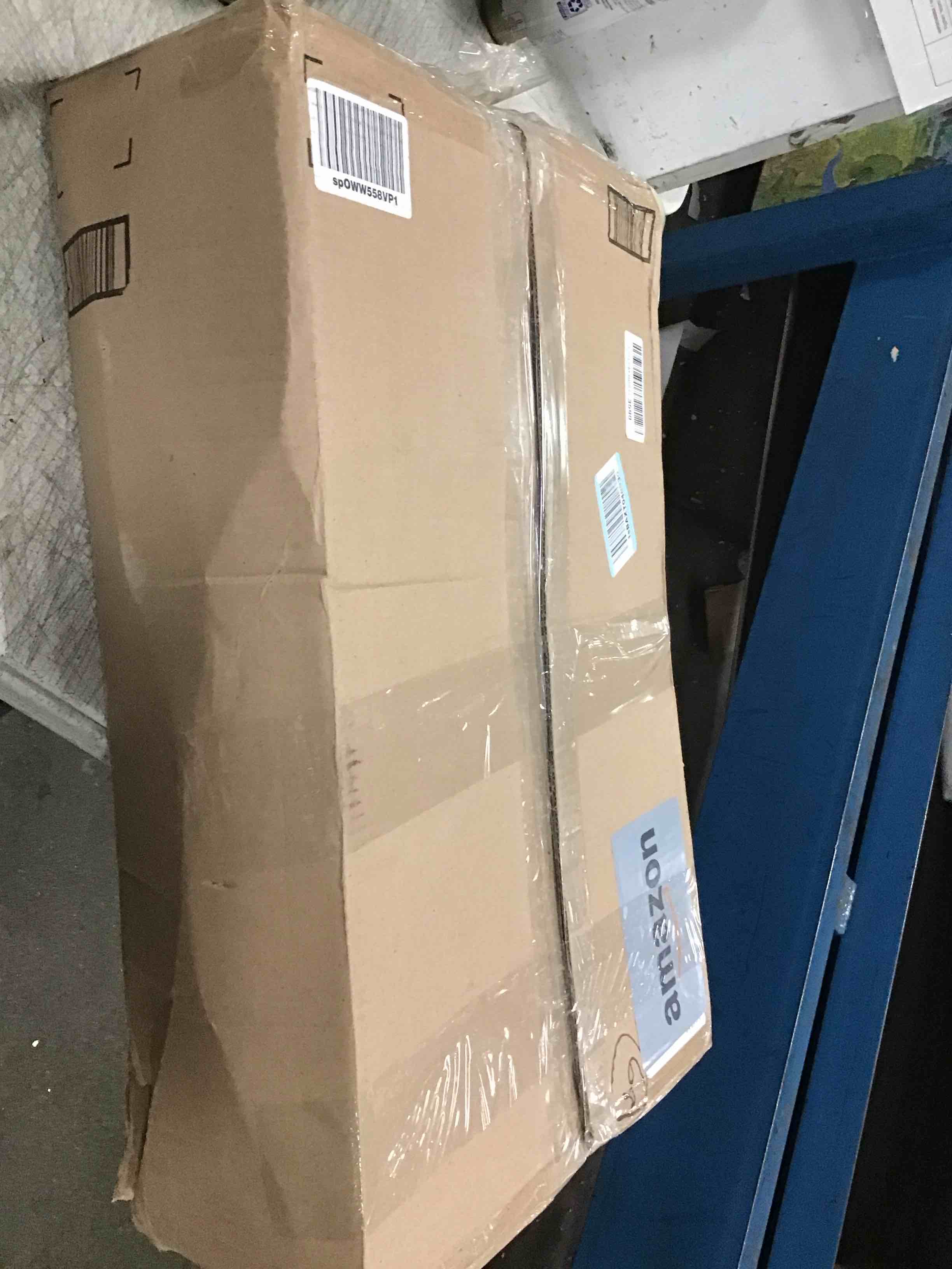 https://s3.amazonaws.com/lotting-images-prod/bidfta/PPE0573371_1732113074711.jpeg