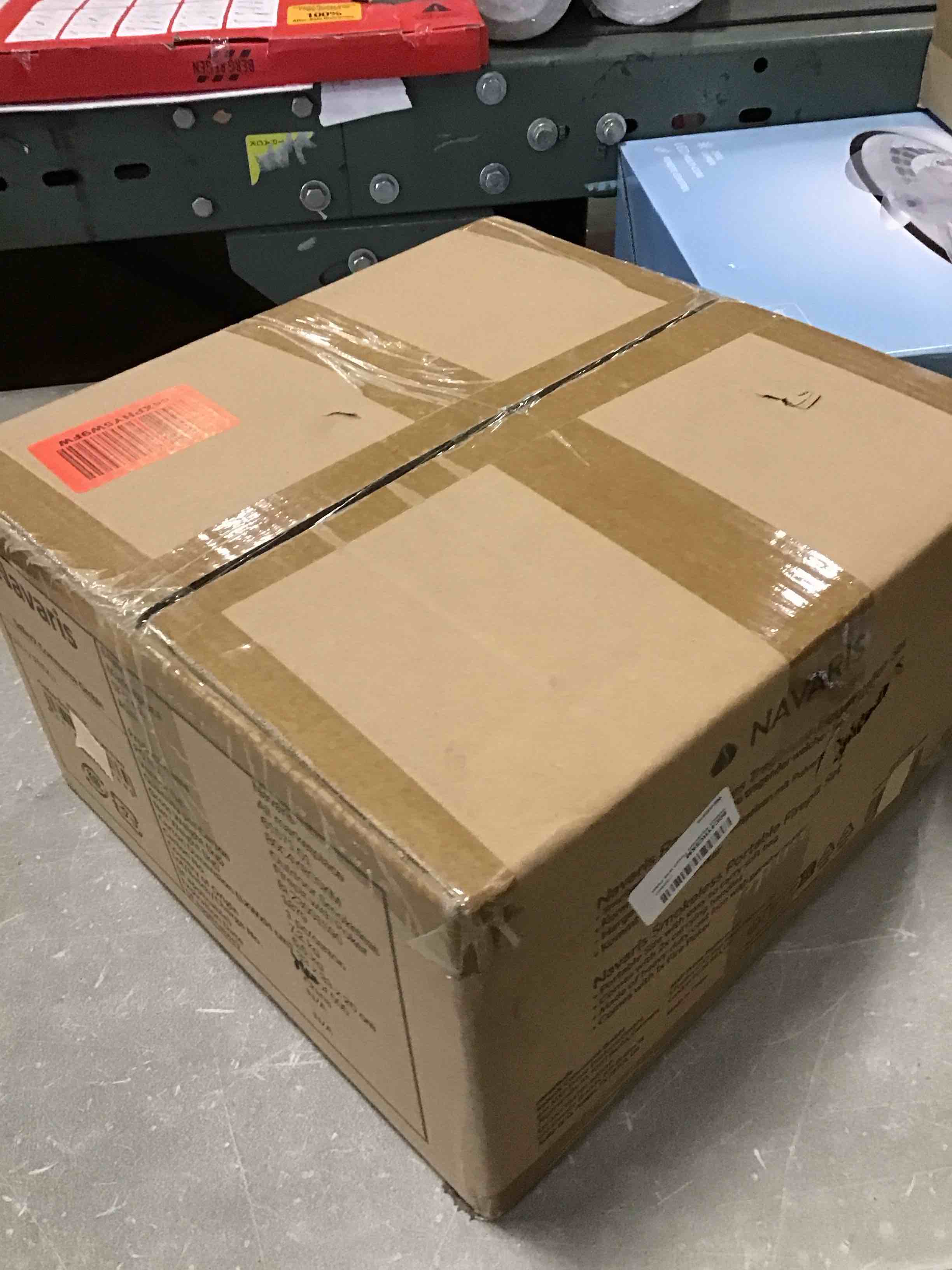 https://s3.amazonaws.com/lotting-images-prod/bidfta/PPE0573496_1732044585810.jpeg