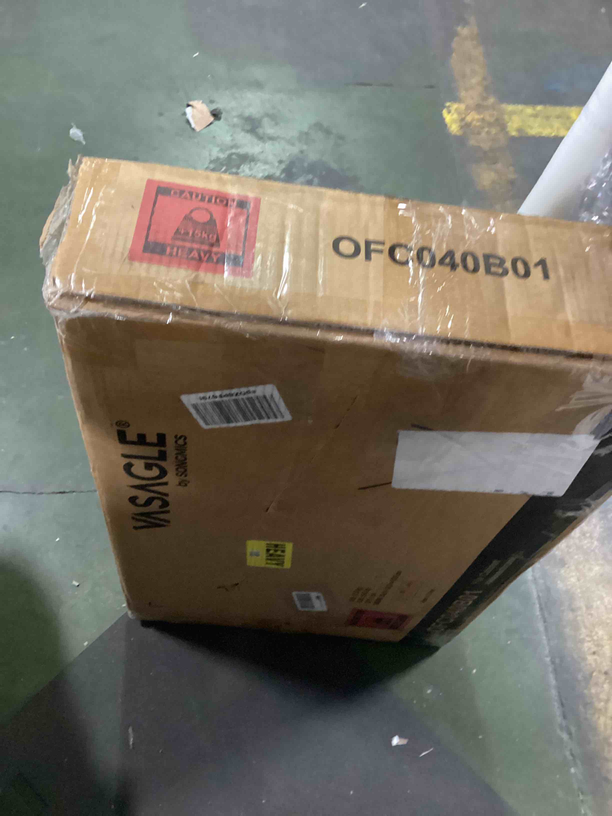 https://s3.amazonaws.com/lotting-images-prod/bidfta/PPE0573930_1731618184042.jpeg
