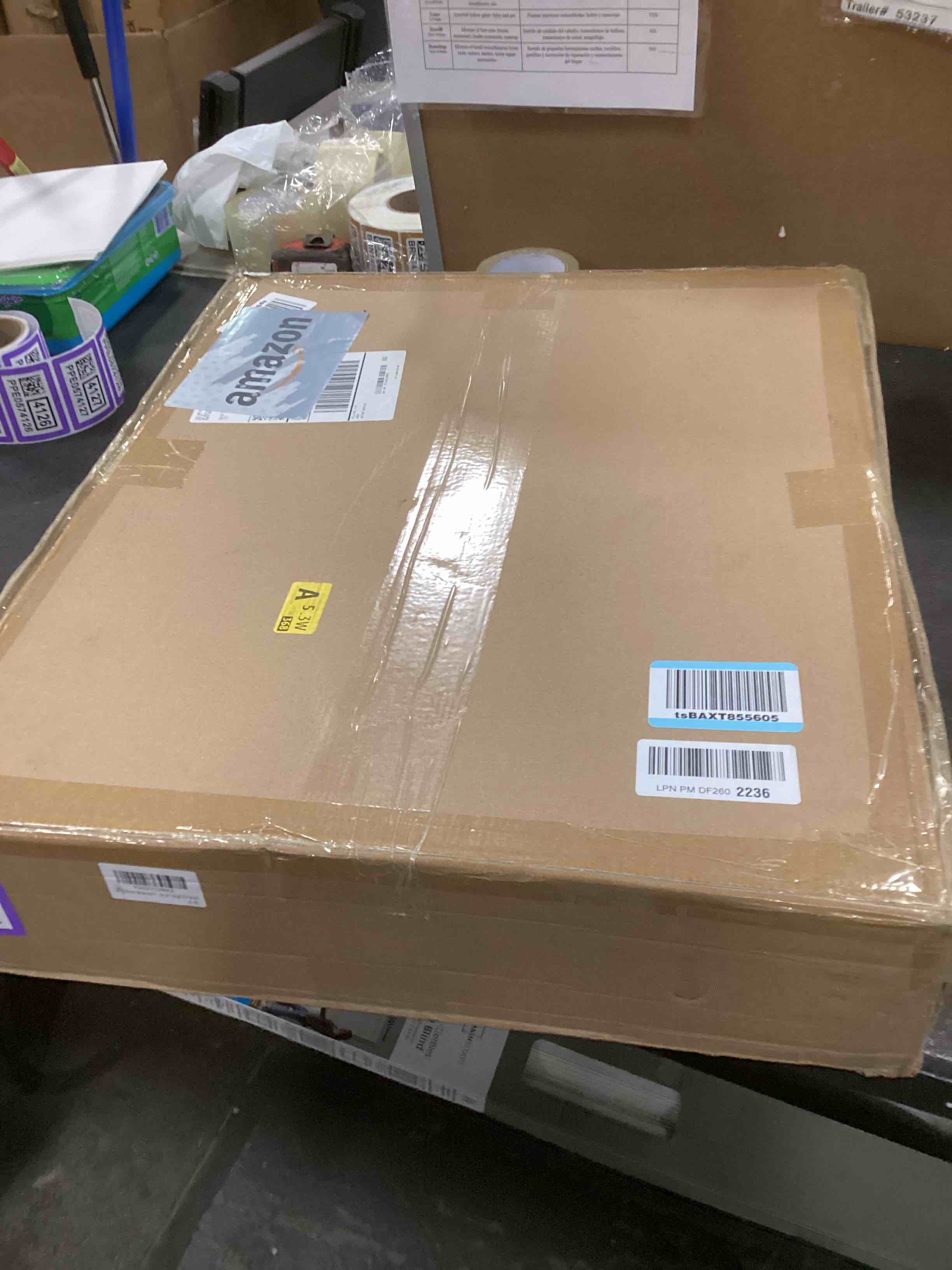 https://s3.amazonaws.com/lotting-images-prod/bidfta/PPE0574130_1733318992361.jpeg