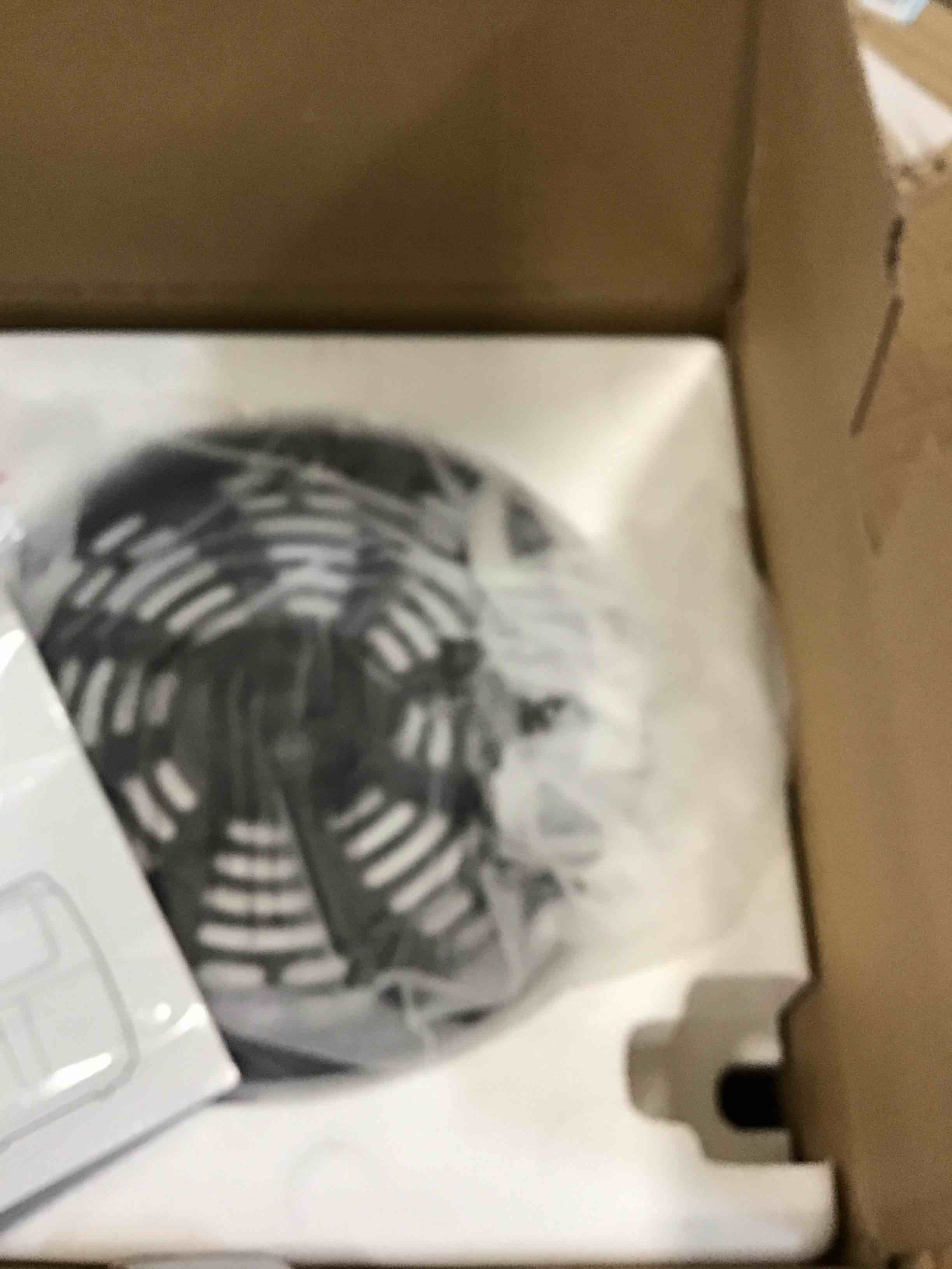 https://s3.amazonaws.com/lotting-images-prod/bidfta/PPE0574204_1733252373878.jpeg
