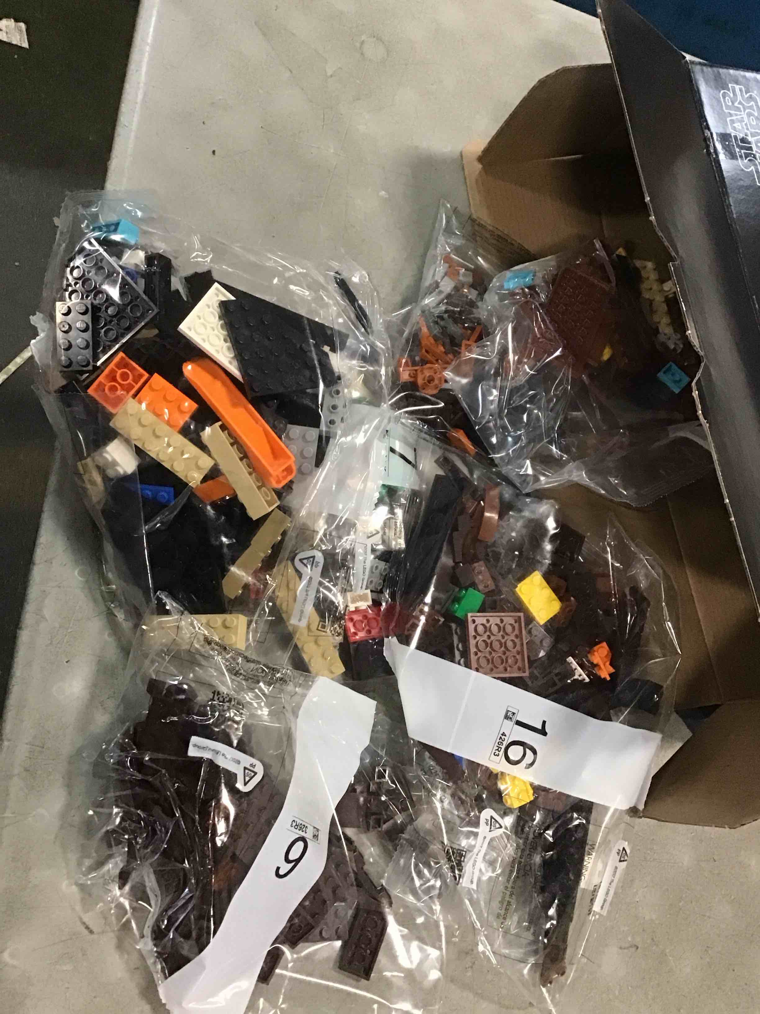 https://s3.amazonaws.com/lotting-images-prod/bidfta/PPE0574509_1733157771851.jpeg
