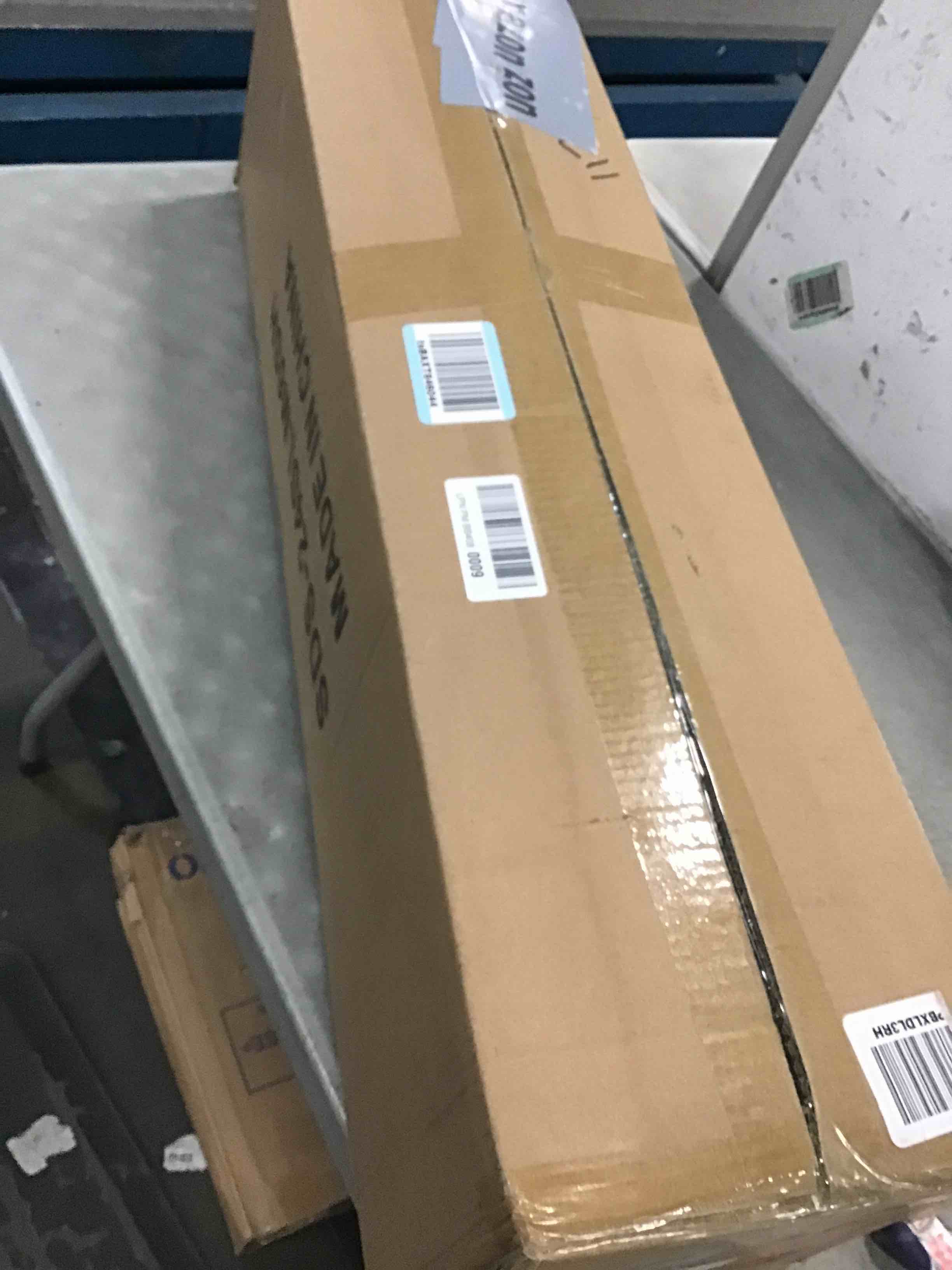 https://s3.amazonaws.com/lotting-images-prod/bidfta/PPE0574913_1732676266697.jpeg