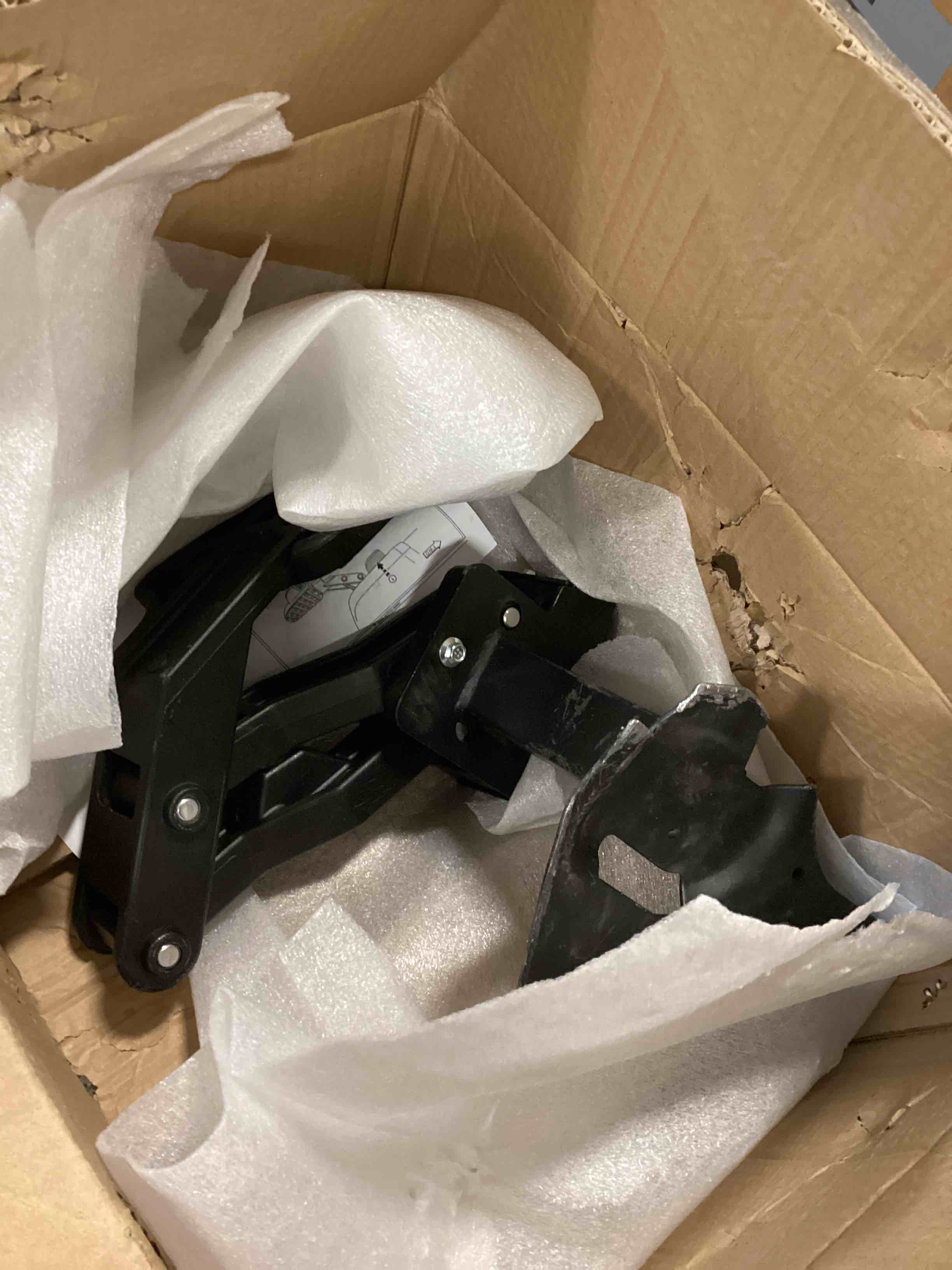 https://s3.amazonaws.com/lotting-images-prod/bidfta/PPE0575846_1731977964873.jpeg