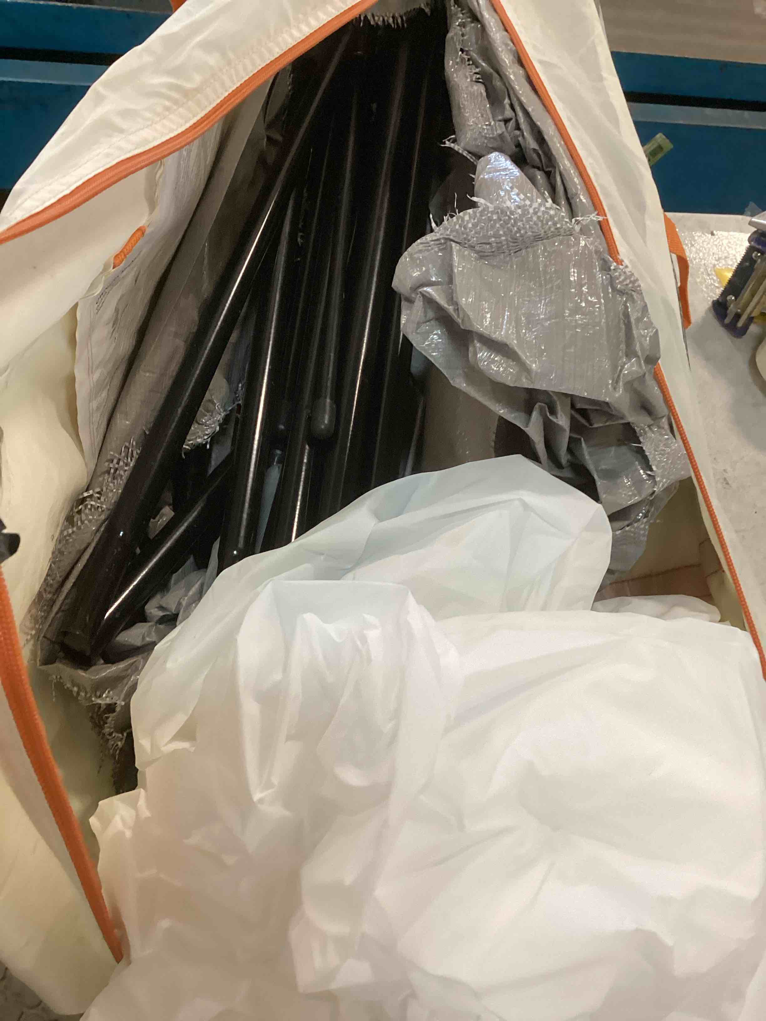 https://s3.amazonaws.com/lotting-images-prod/bidfta/PPE0578202_1732638691944.jpeg