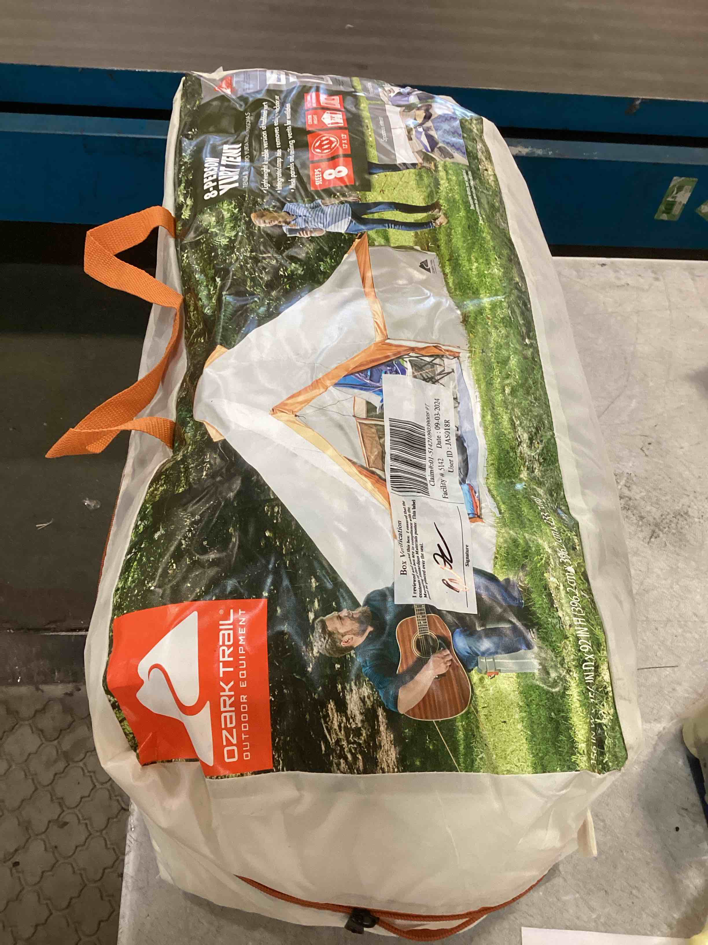 https://s3.amazonaws.com/lotting-images-prod/bidfta/PPE0578202_1732638720351.jpeg