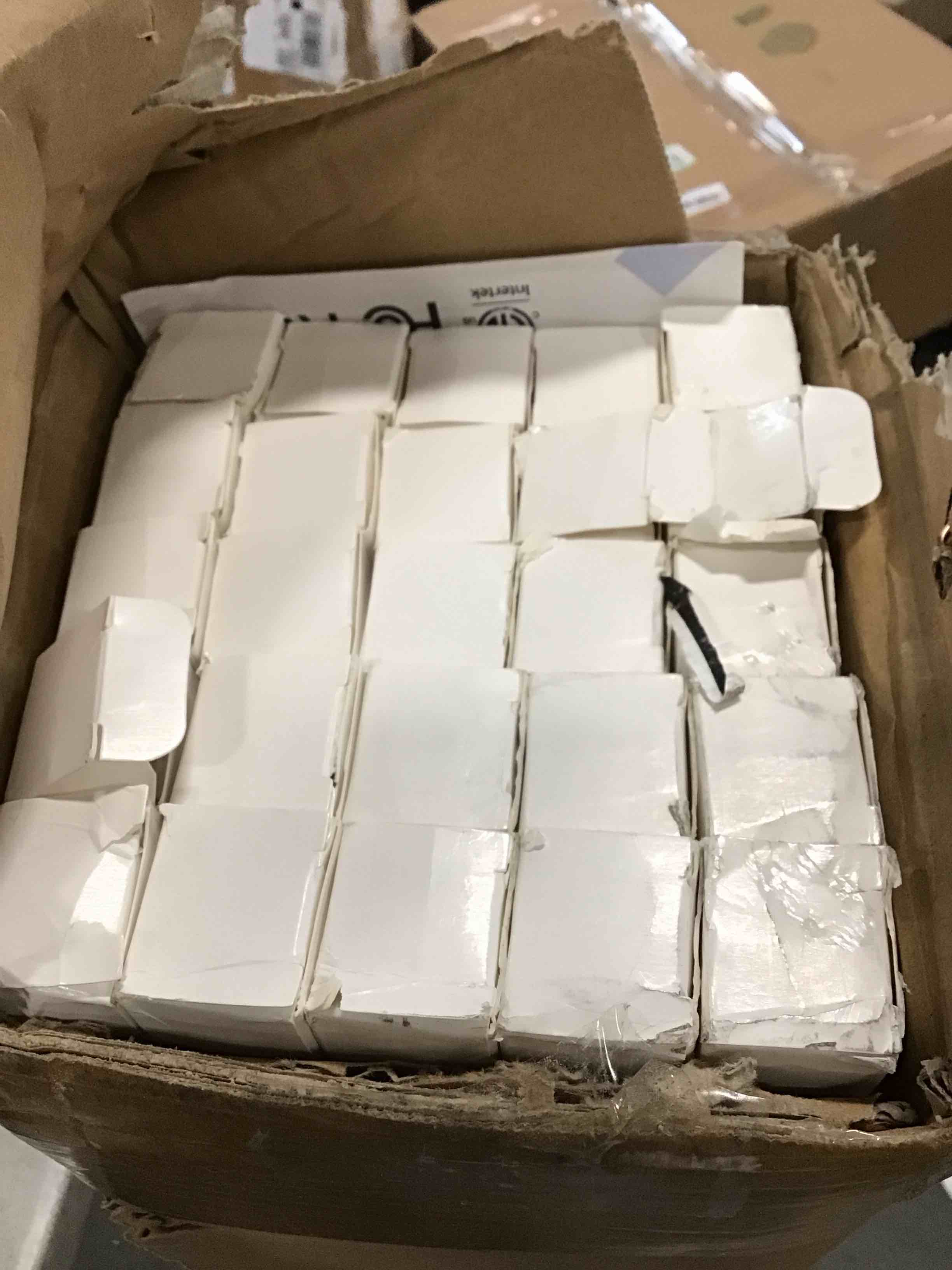 https://s3.amazonaws.com/lotting-images-prod/bidfta/PPE0578703_1732137477847.jpeg